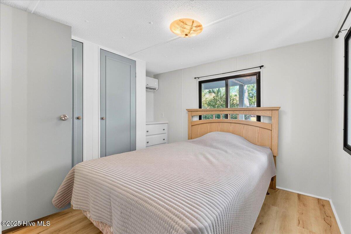 100559629 | Photo 27