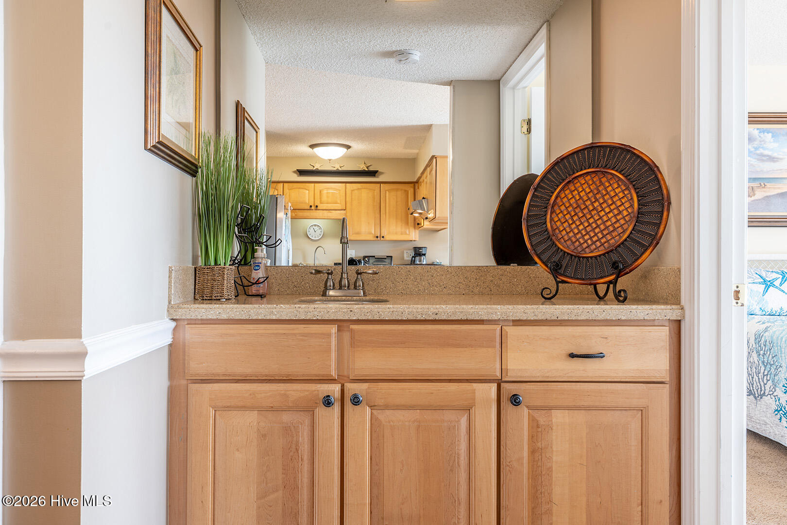 100563170 | Photo 13