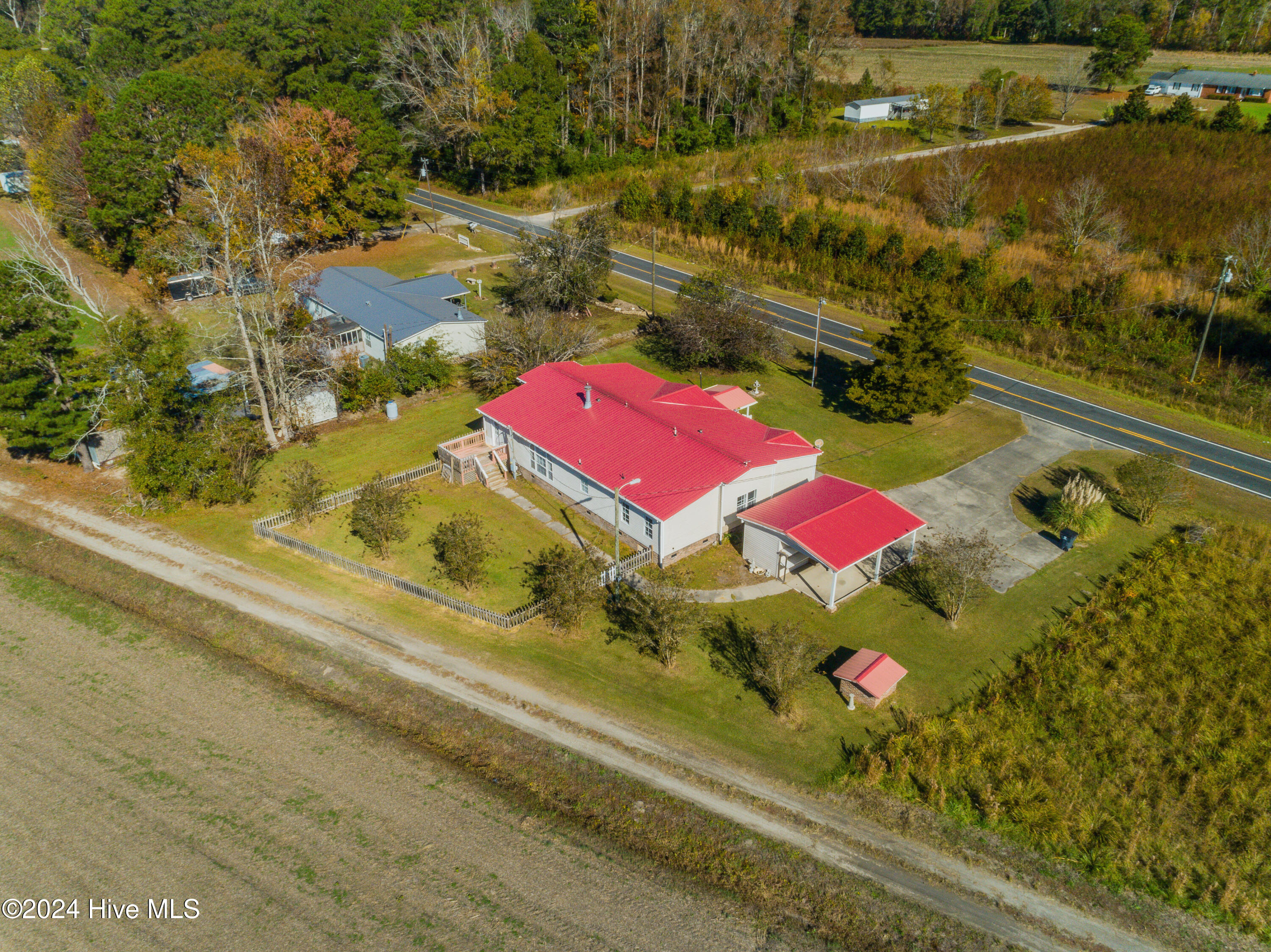 100566927 | Photo 45