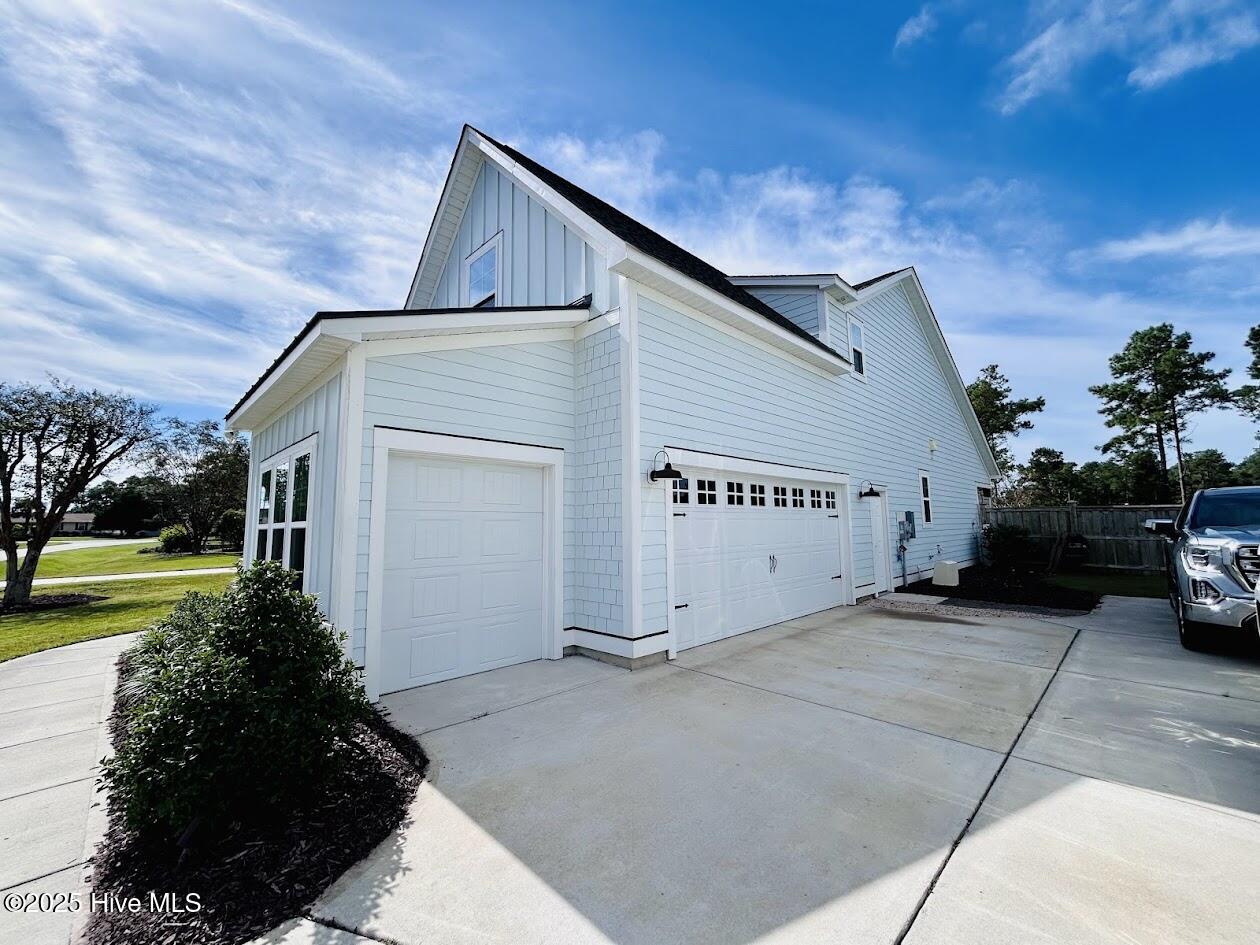 100534621 | Photo 71