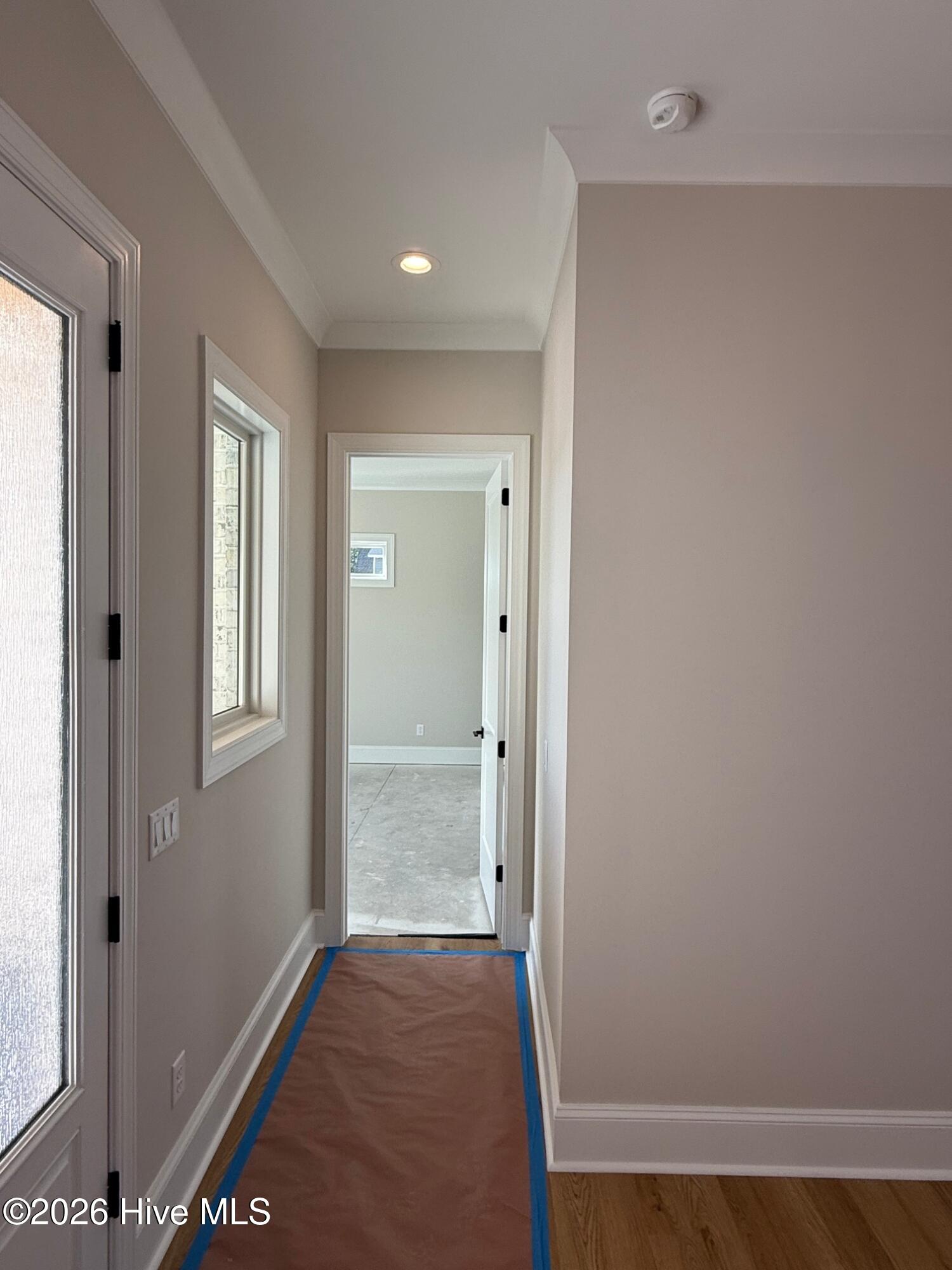 100537475 | Photo 35