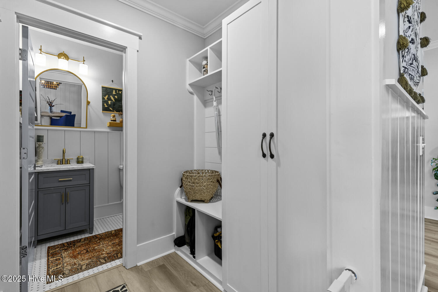 100545197 | Photo 15