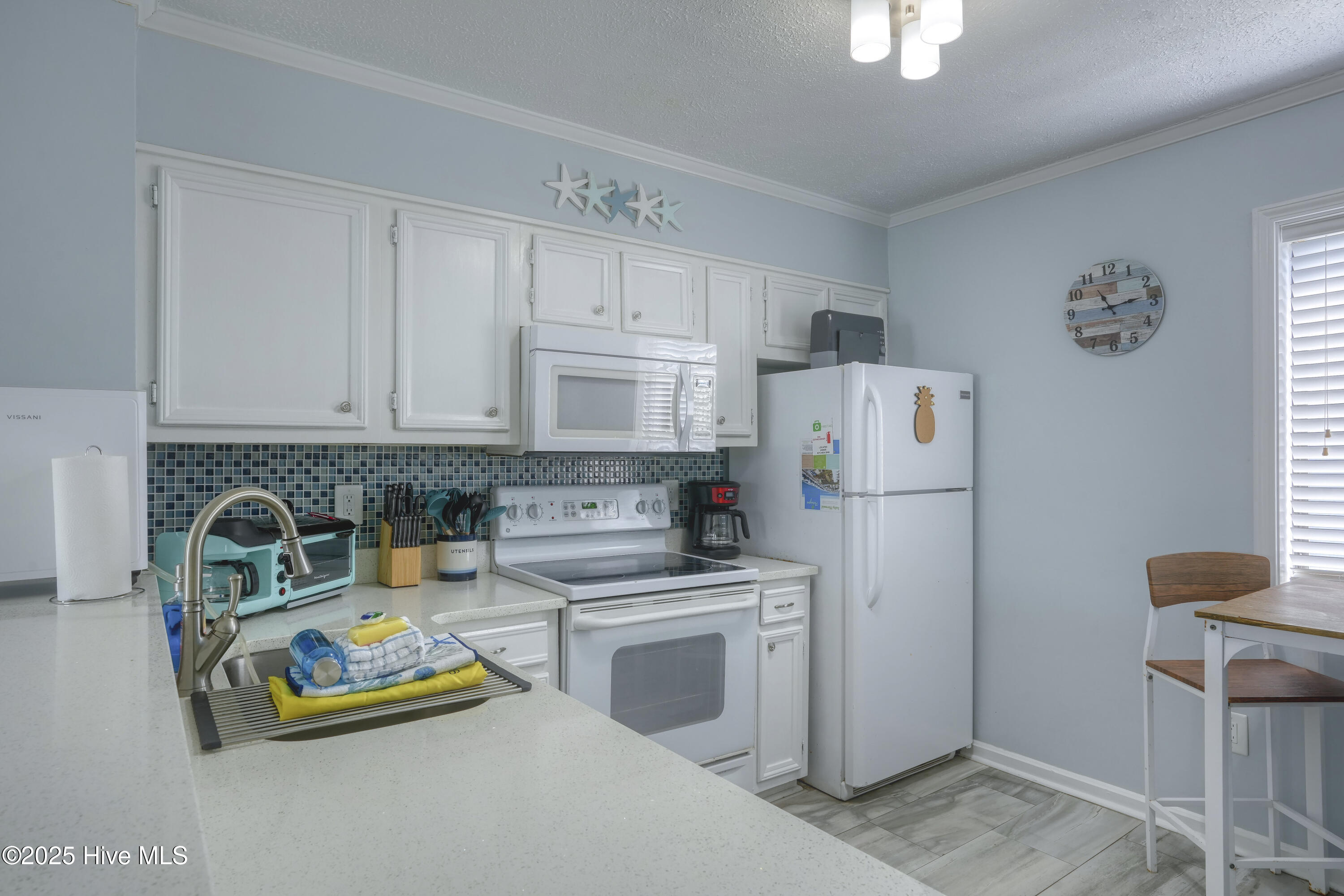 100511229 | Photo 12