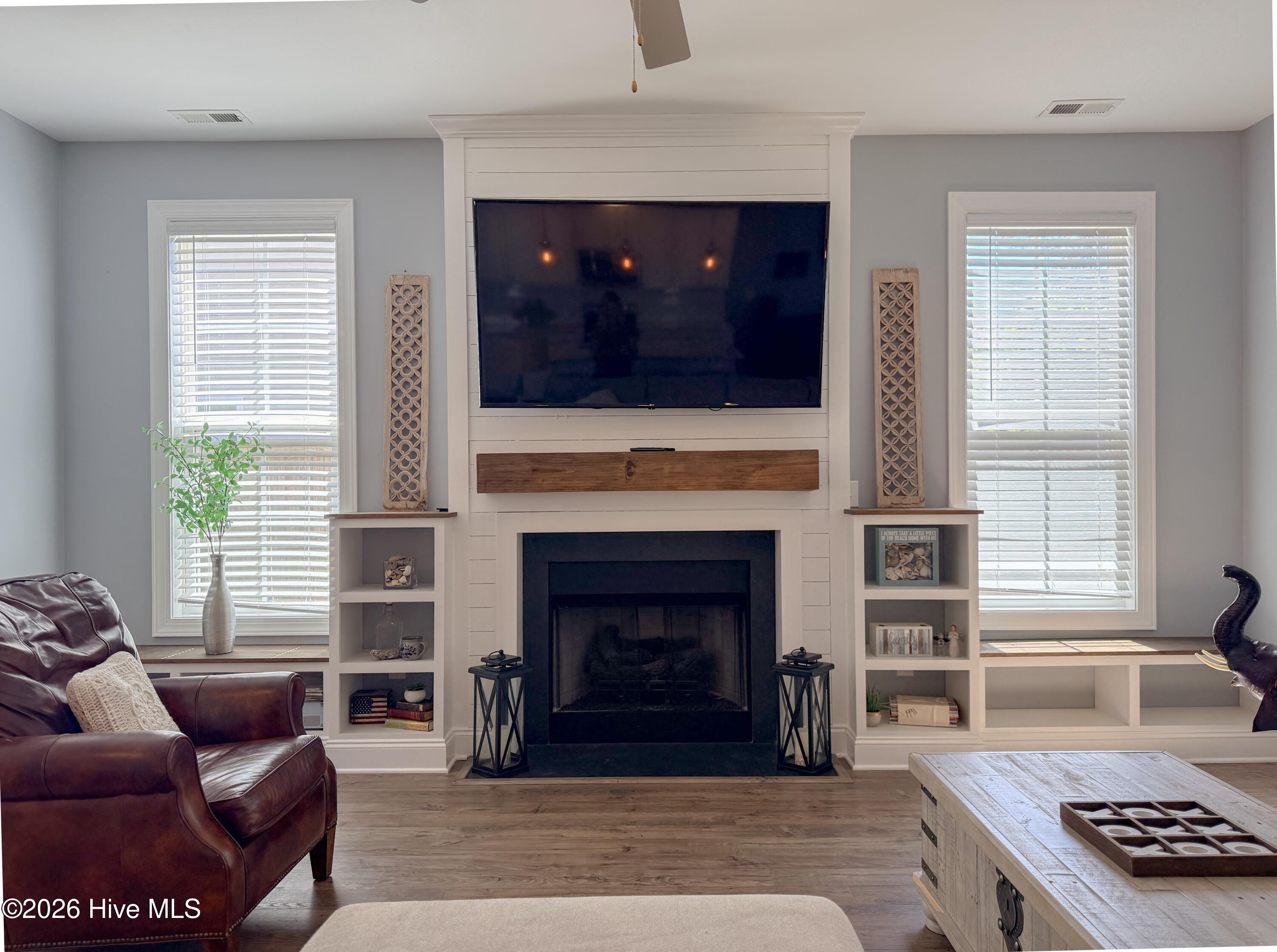 100569259 | Photo 17