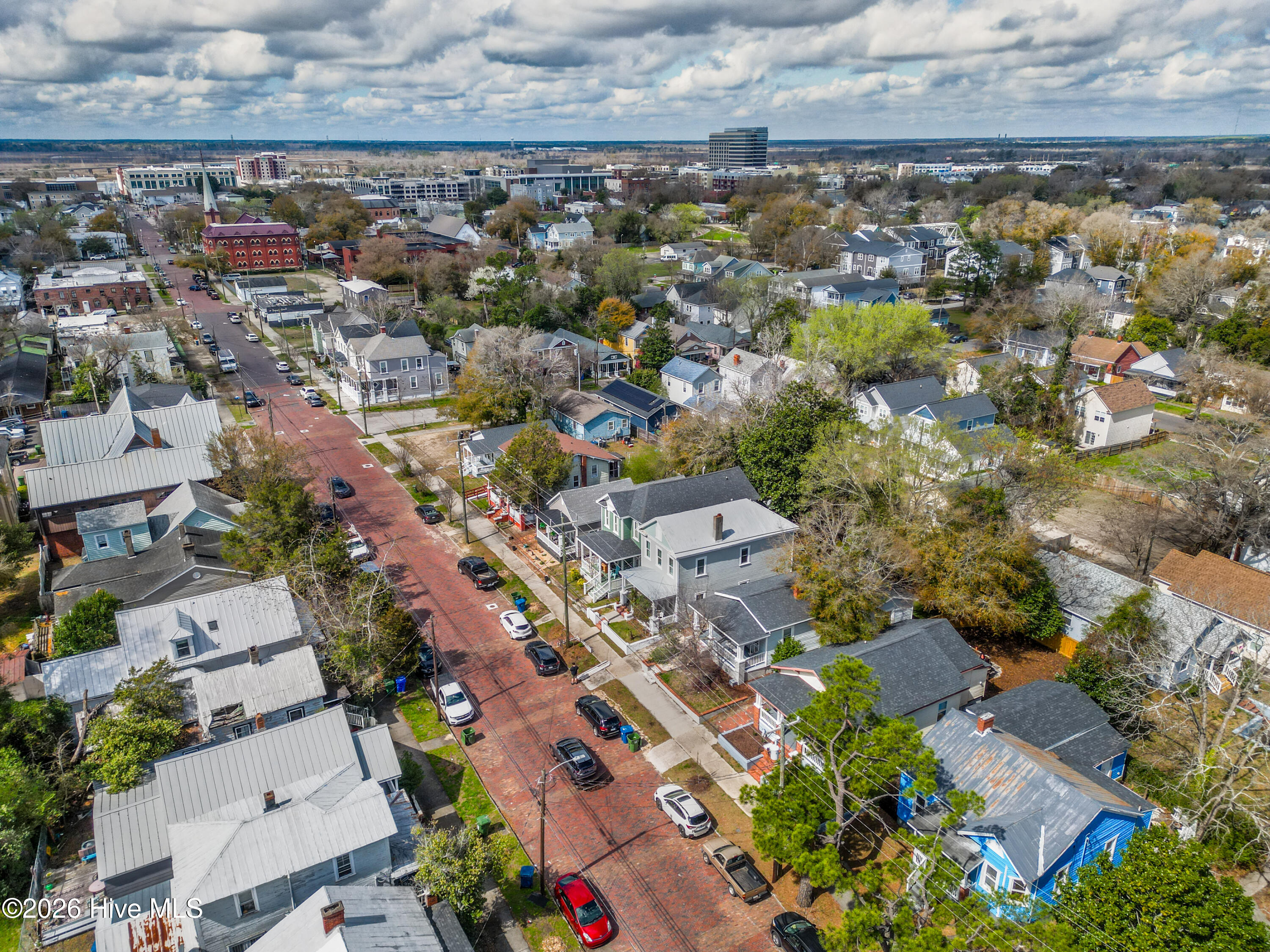 100559756 | Photo 35