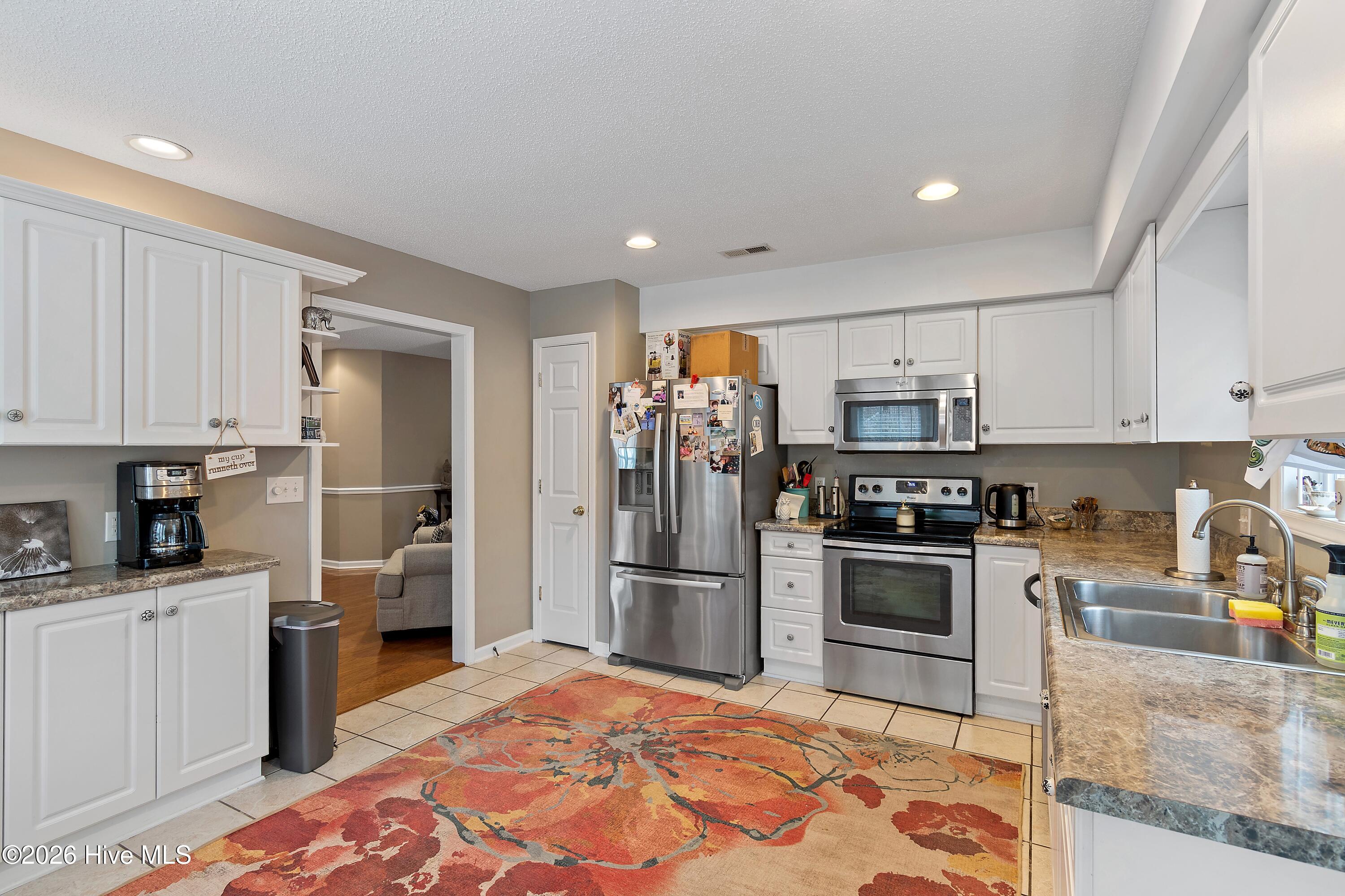 100555081 | Photo 15