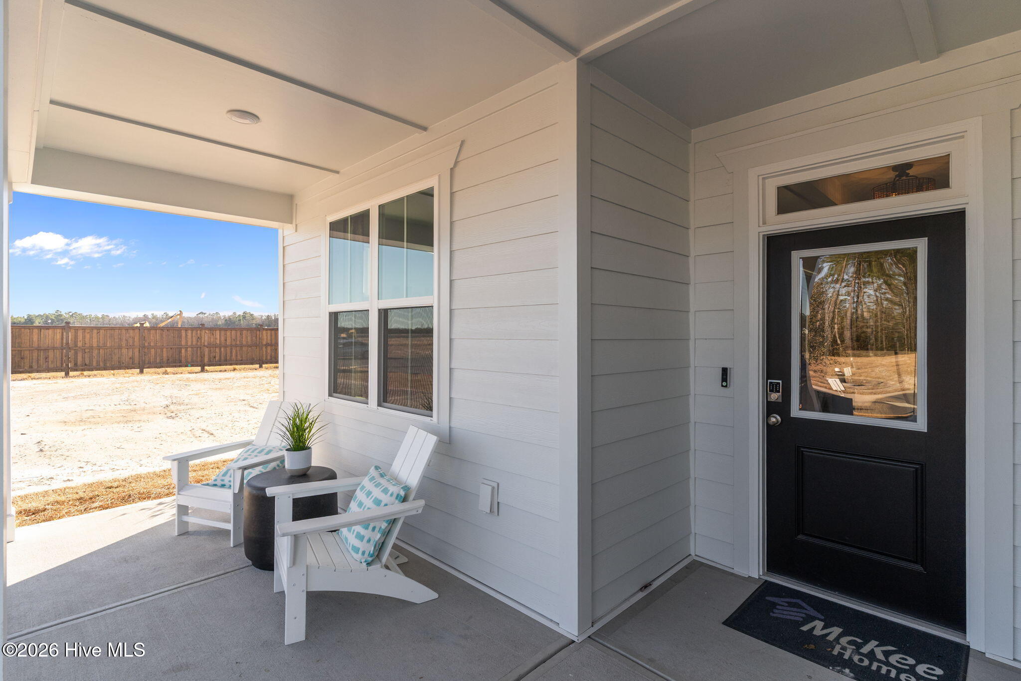 100516667 | Photo 56