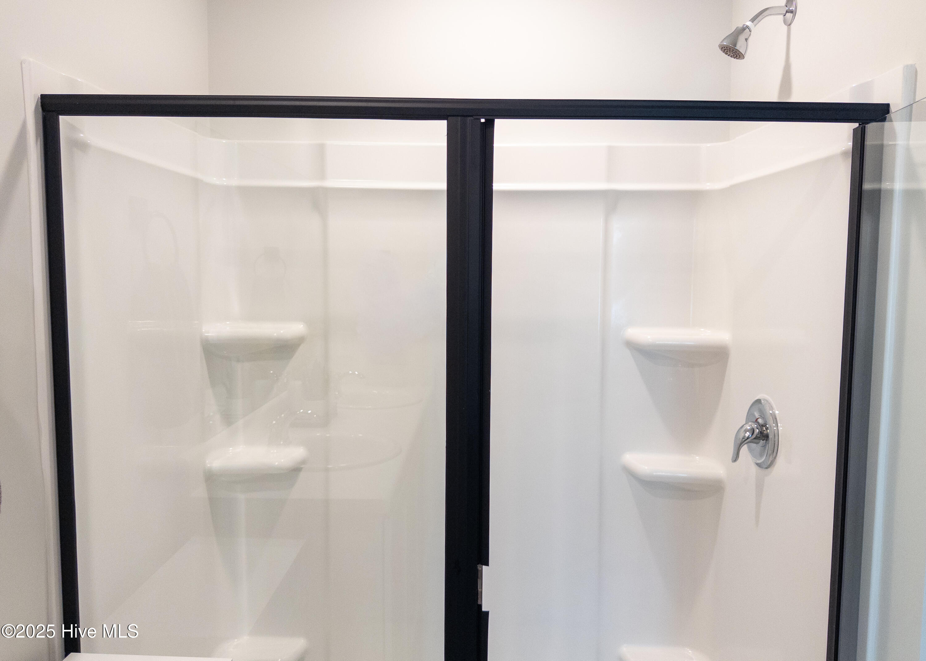 100543379 | Photo 27