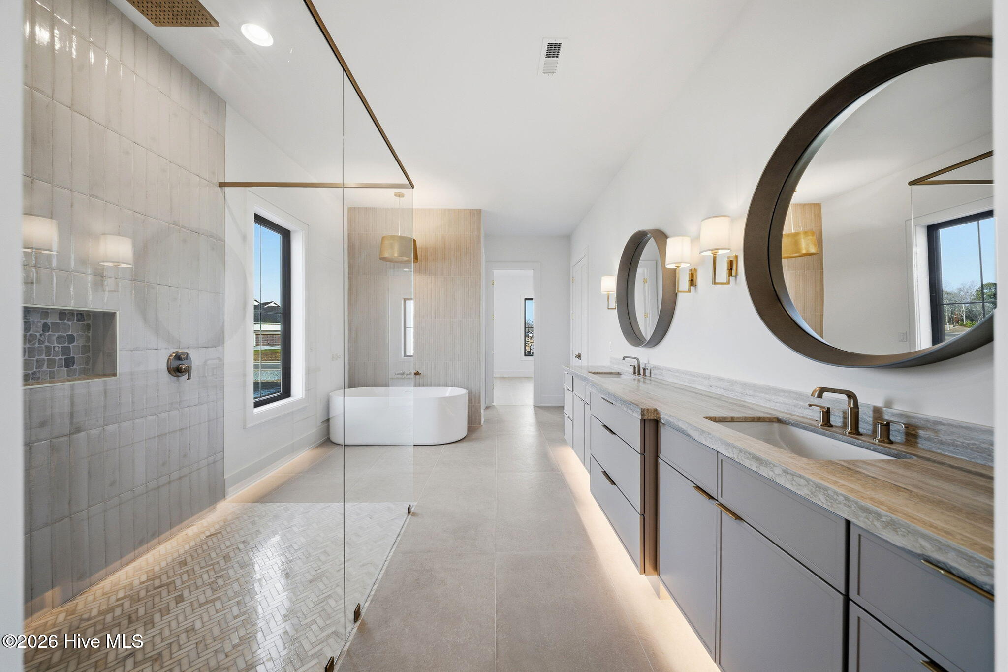 100500065 | Photo 34