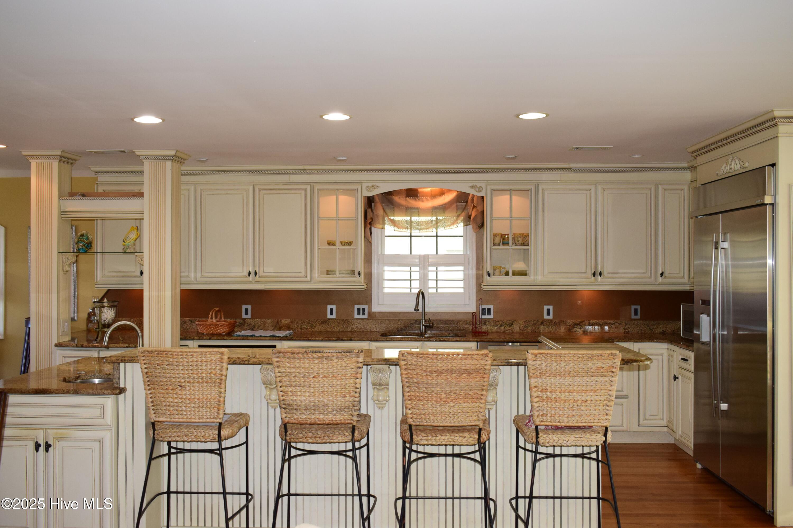 100545109 | Photo 10