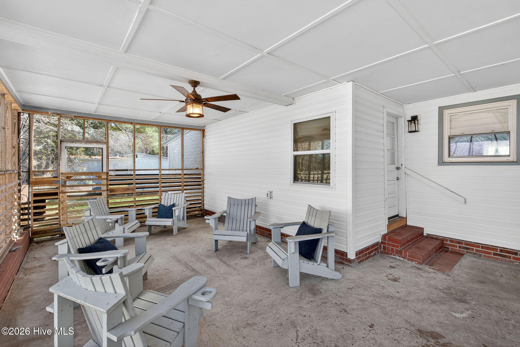 100550452 | Photo 27