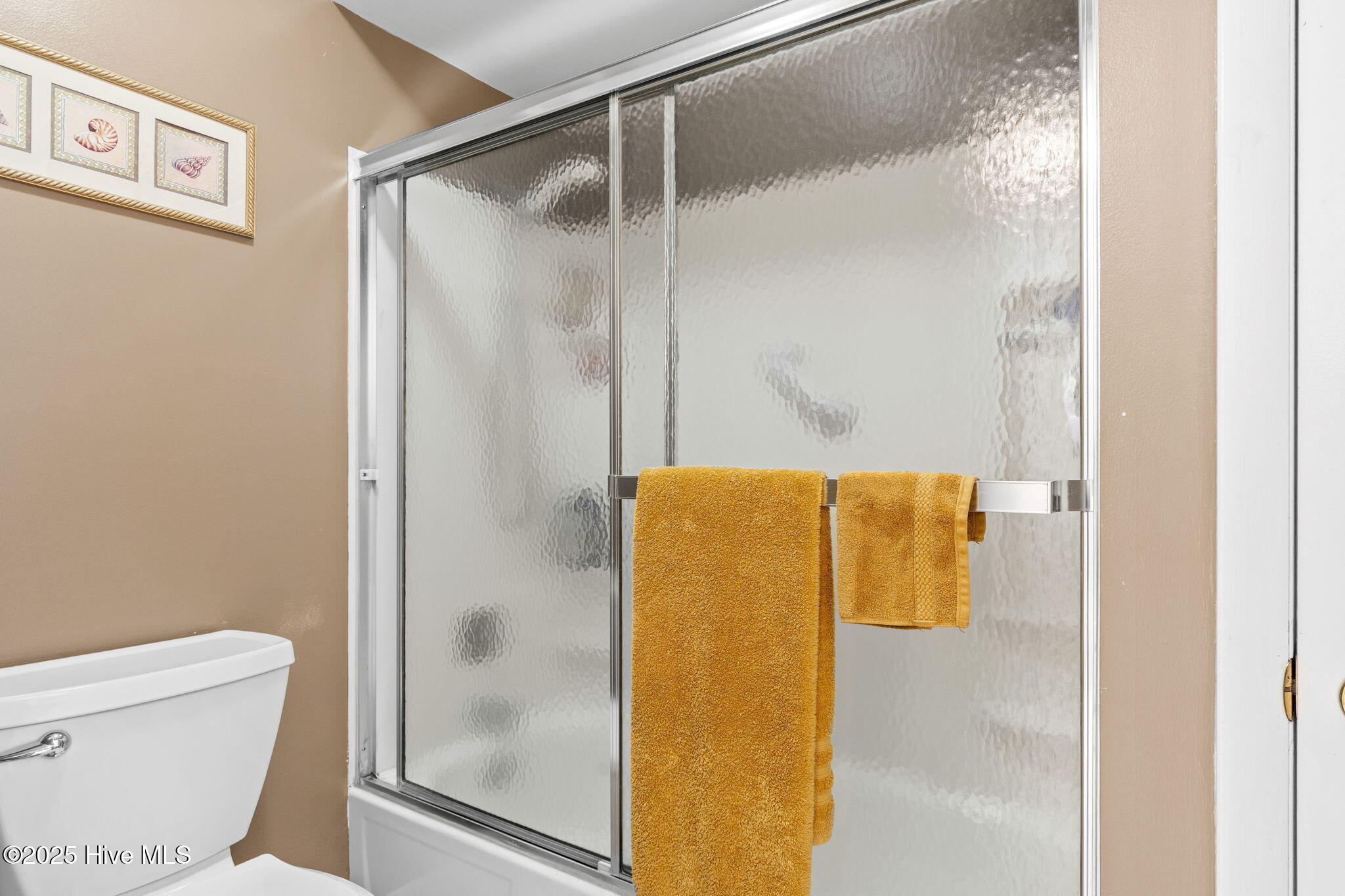 100543721 | Photo 38