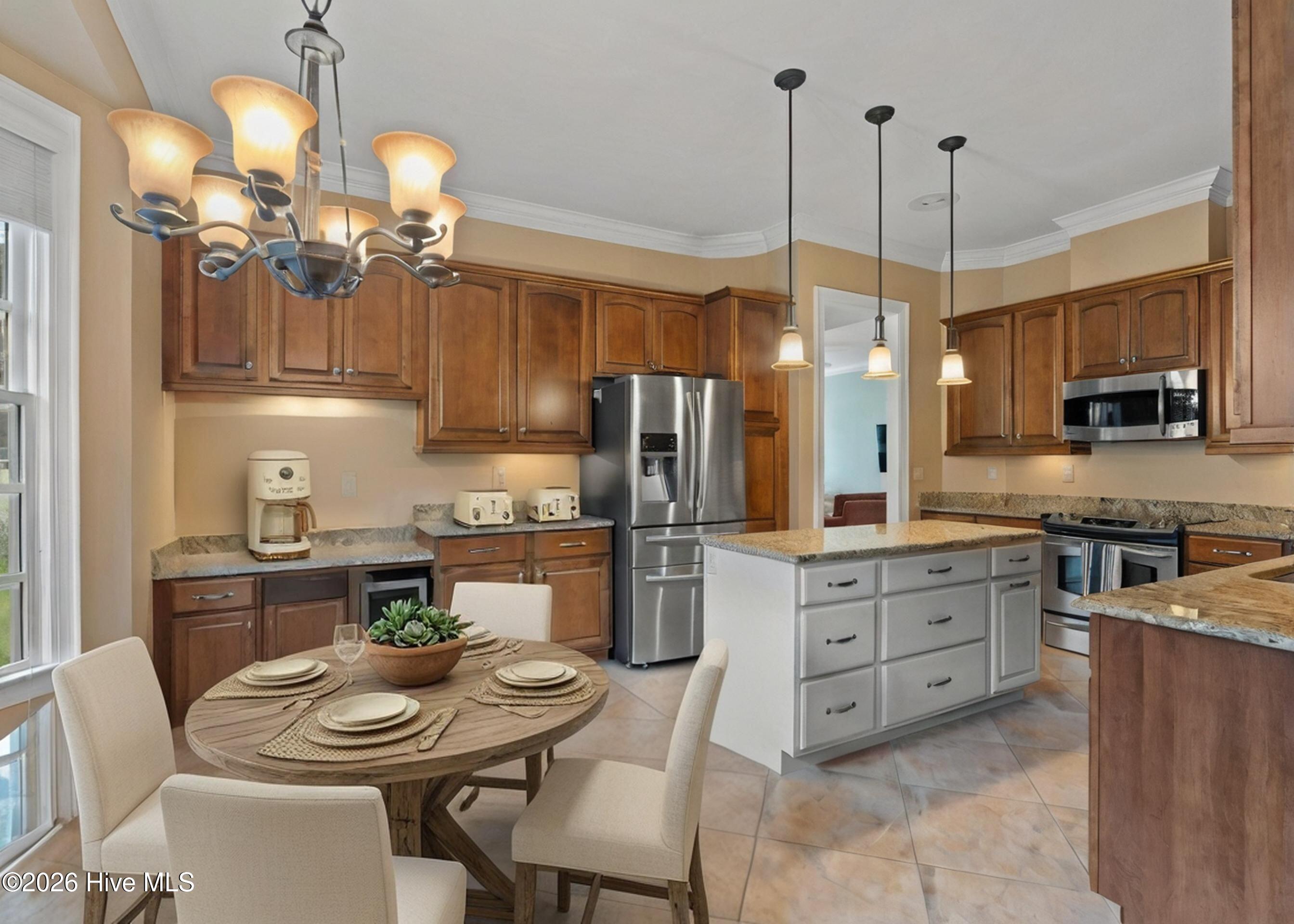 100539853 | Photo 12