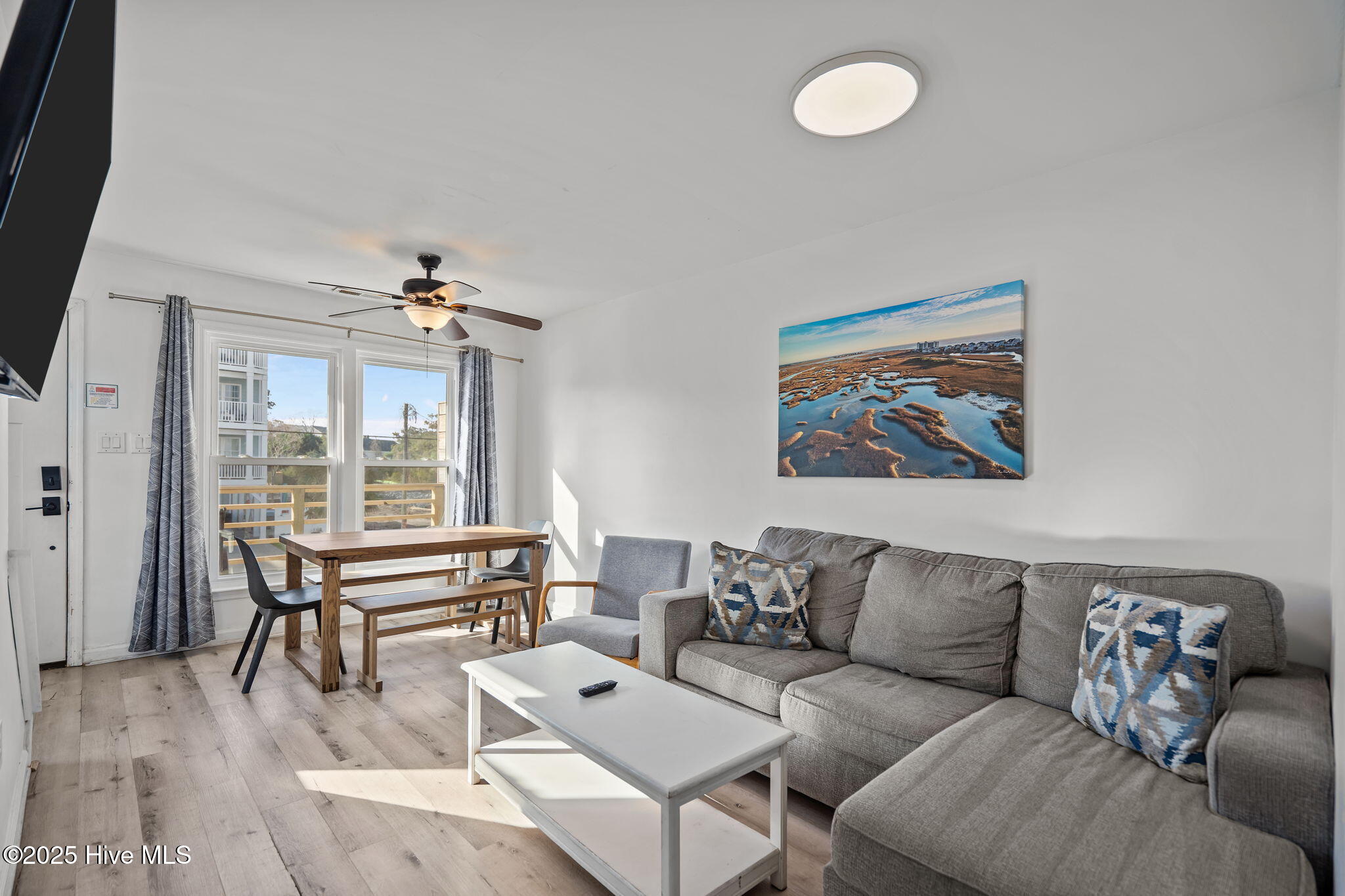 100544620 | Photo 37