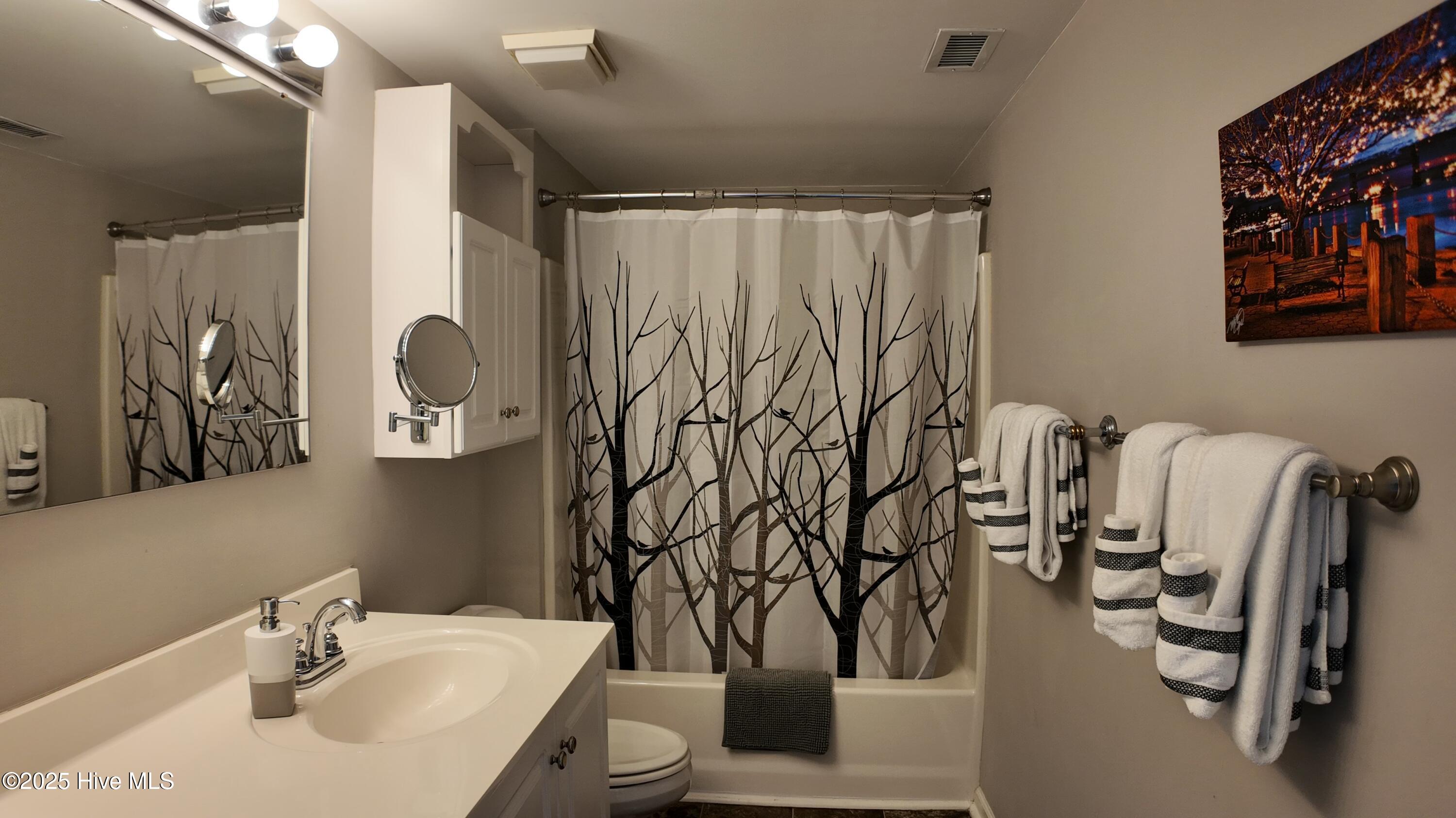 100500705 | Photo 24