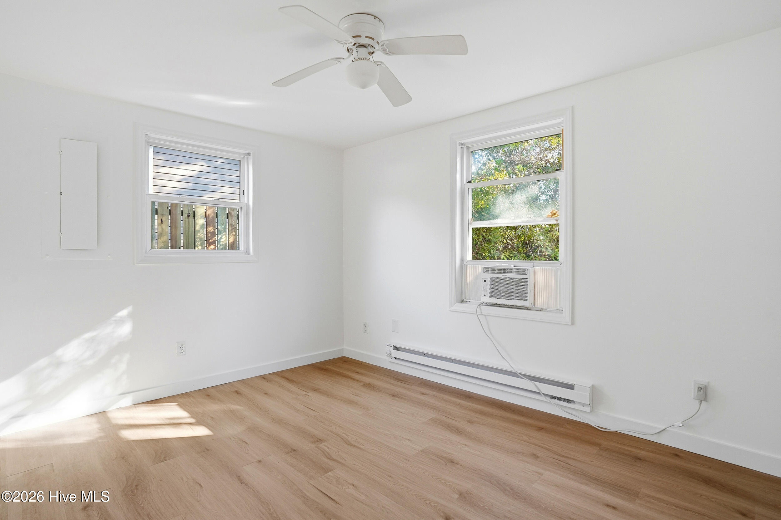 100552223 | Photo 22