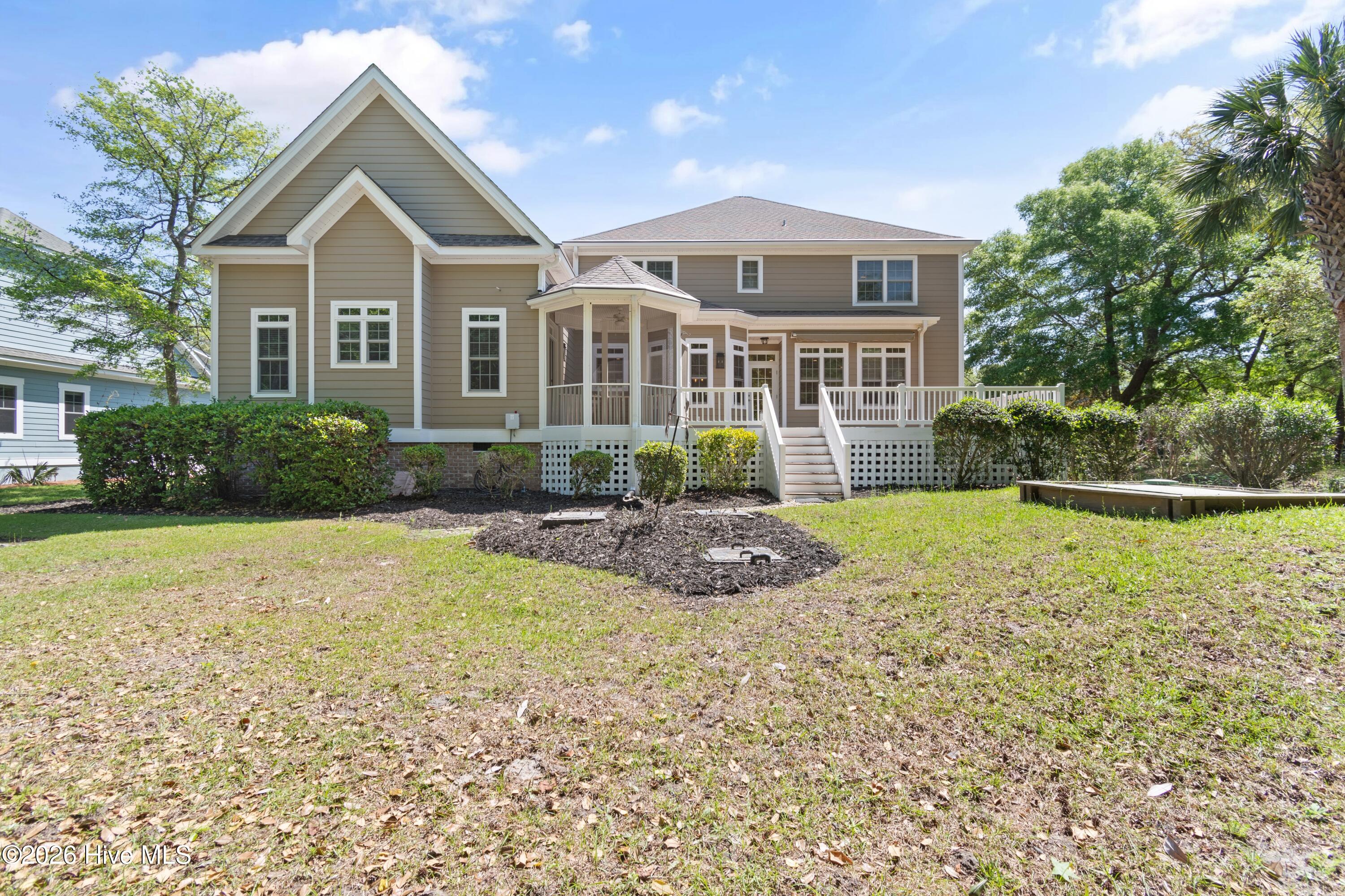 100568662 | Photo 44