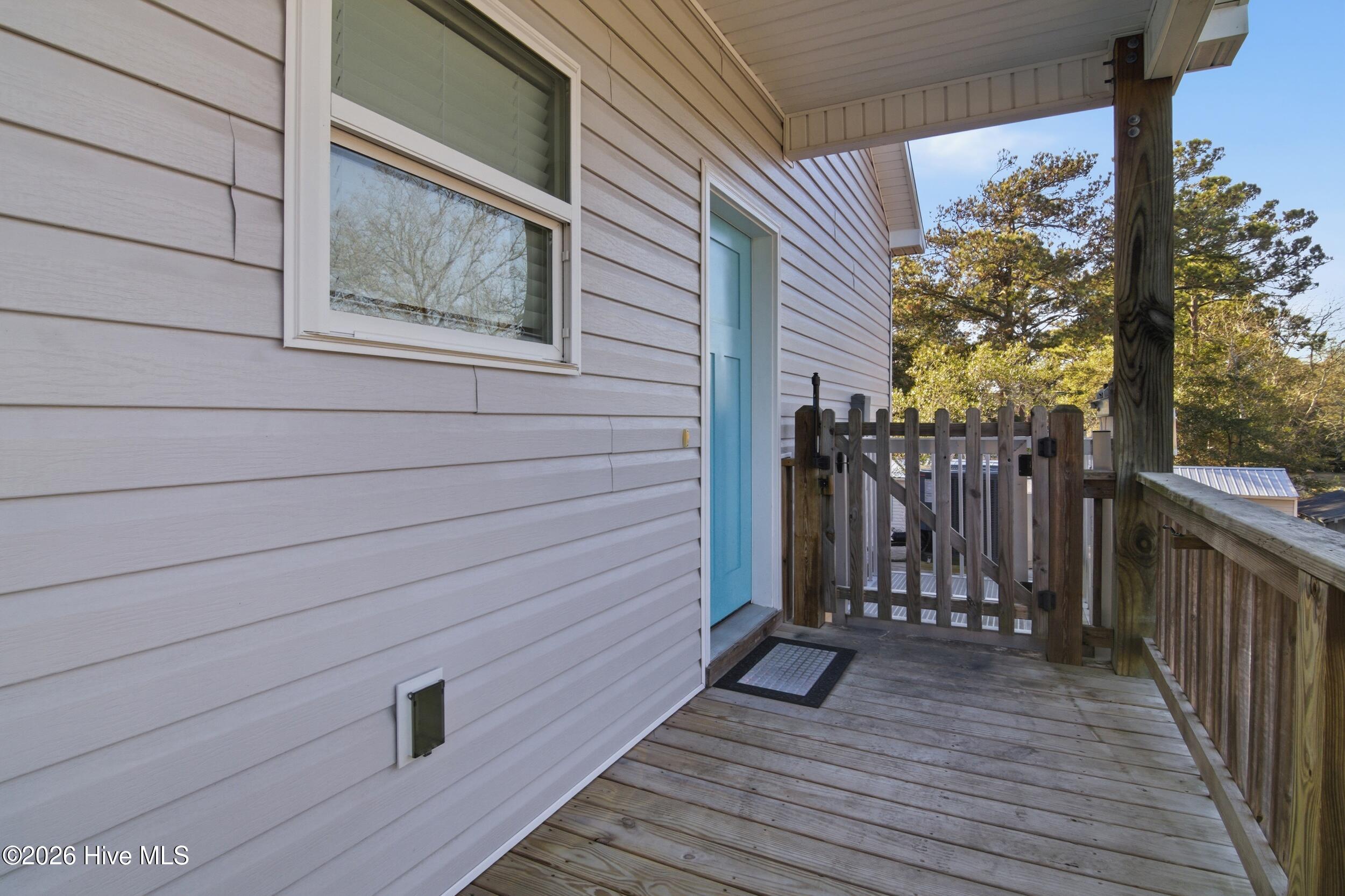 100552555 | Photo 36