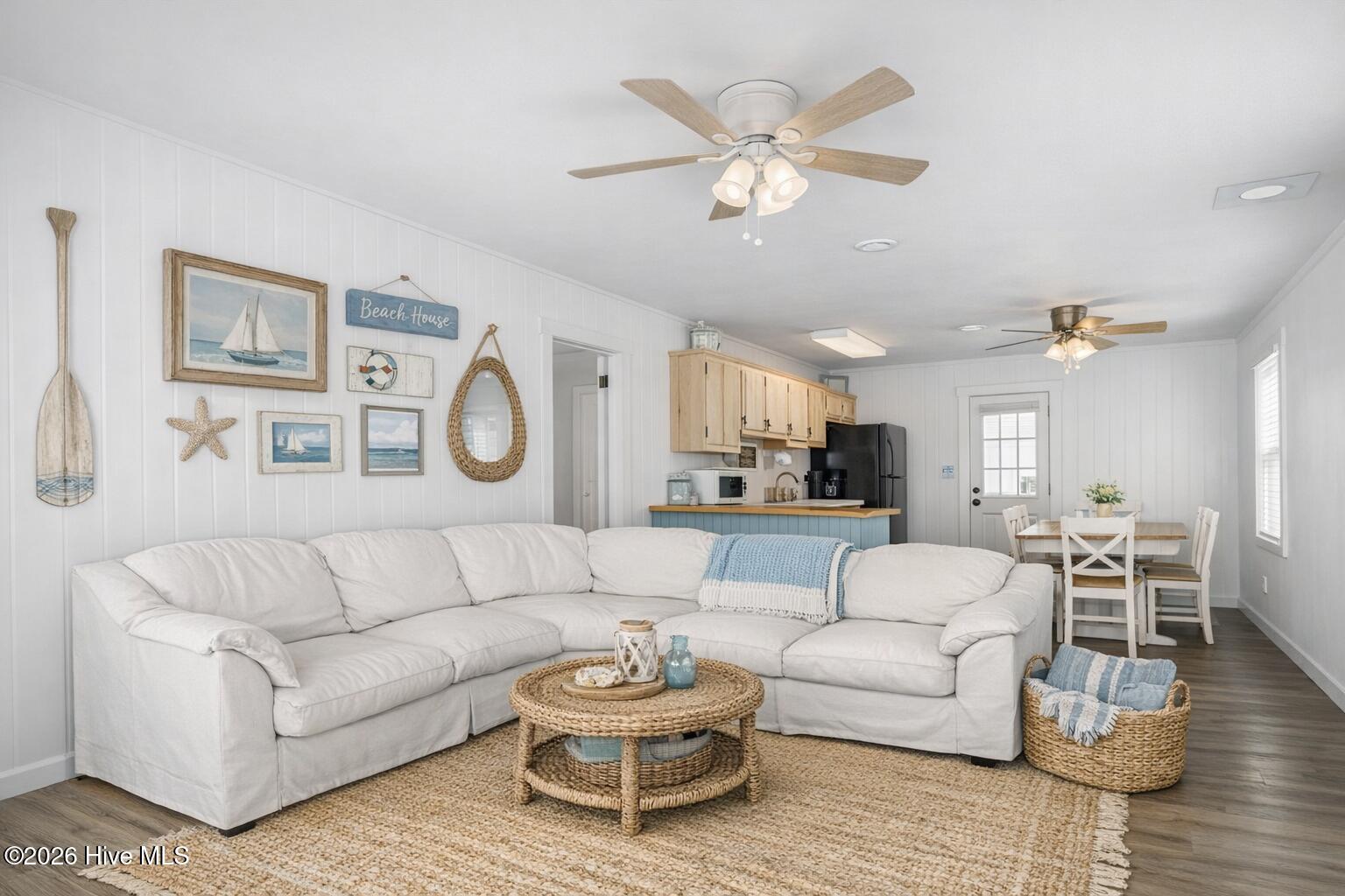 303 E Atlantic Boulevard, Atlantic Beach, NC, 28512