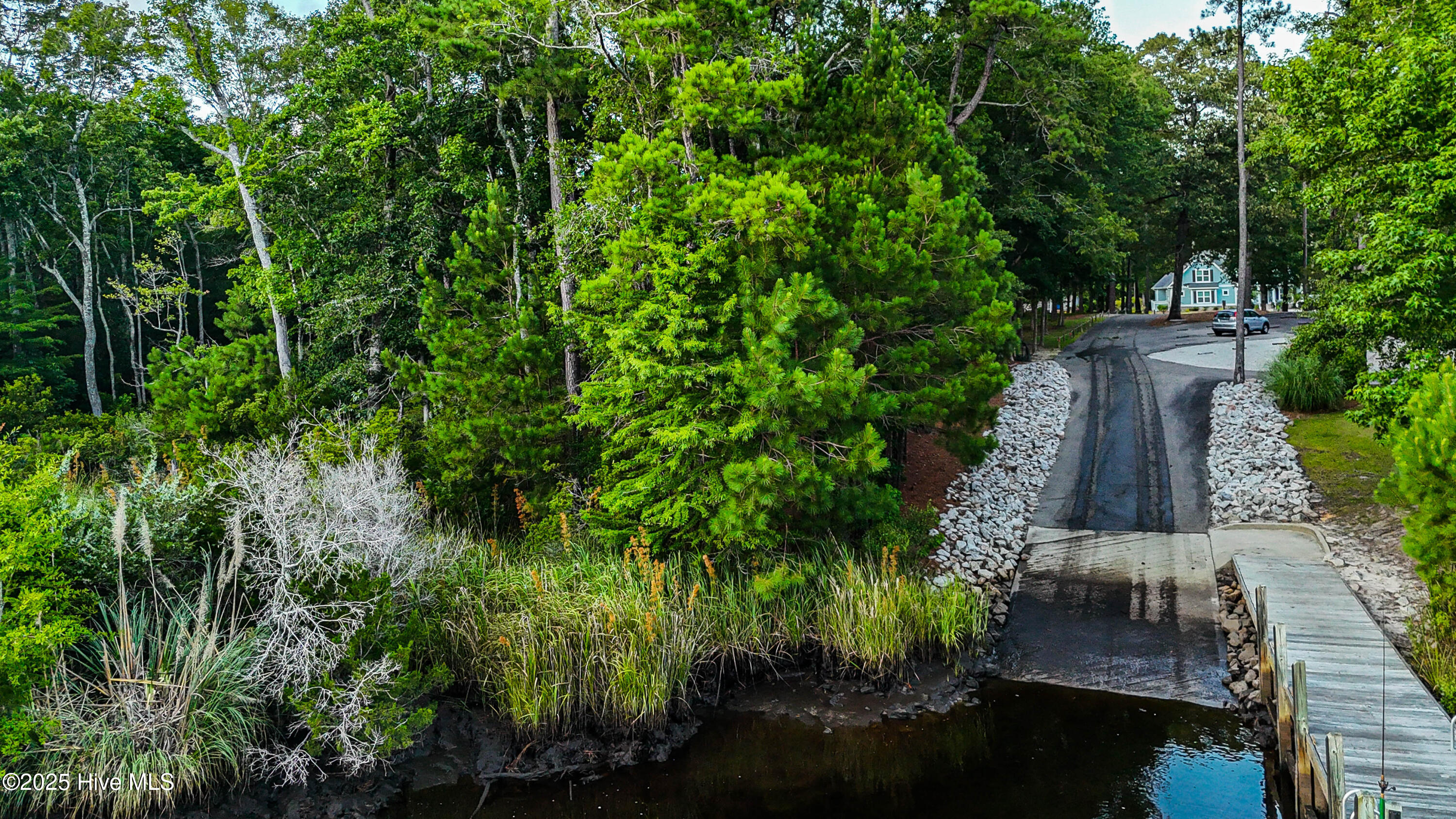 100516751 | Photo 15