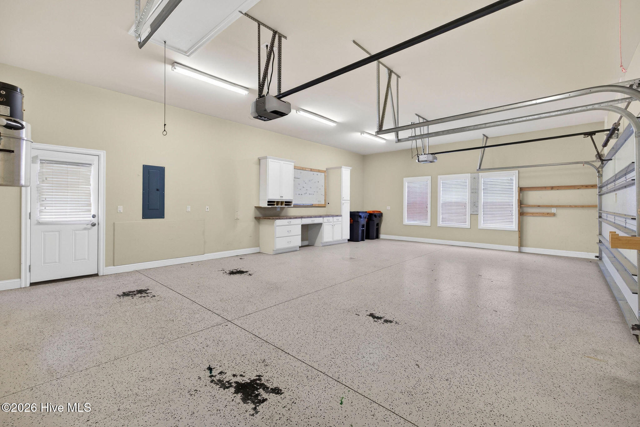 100566278 | Photo 39