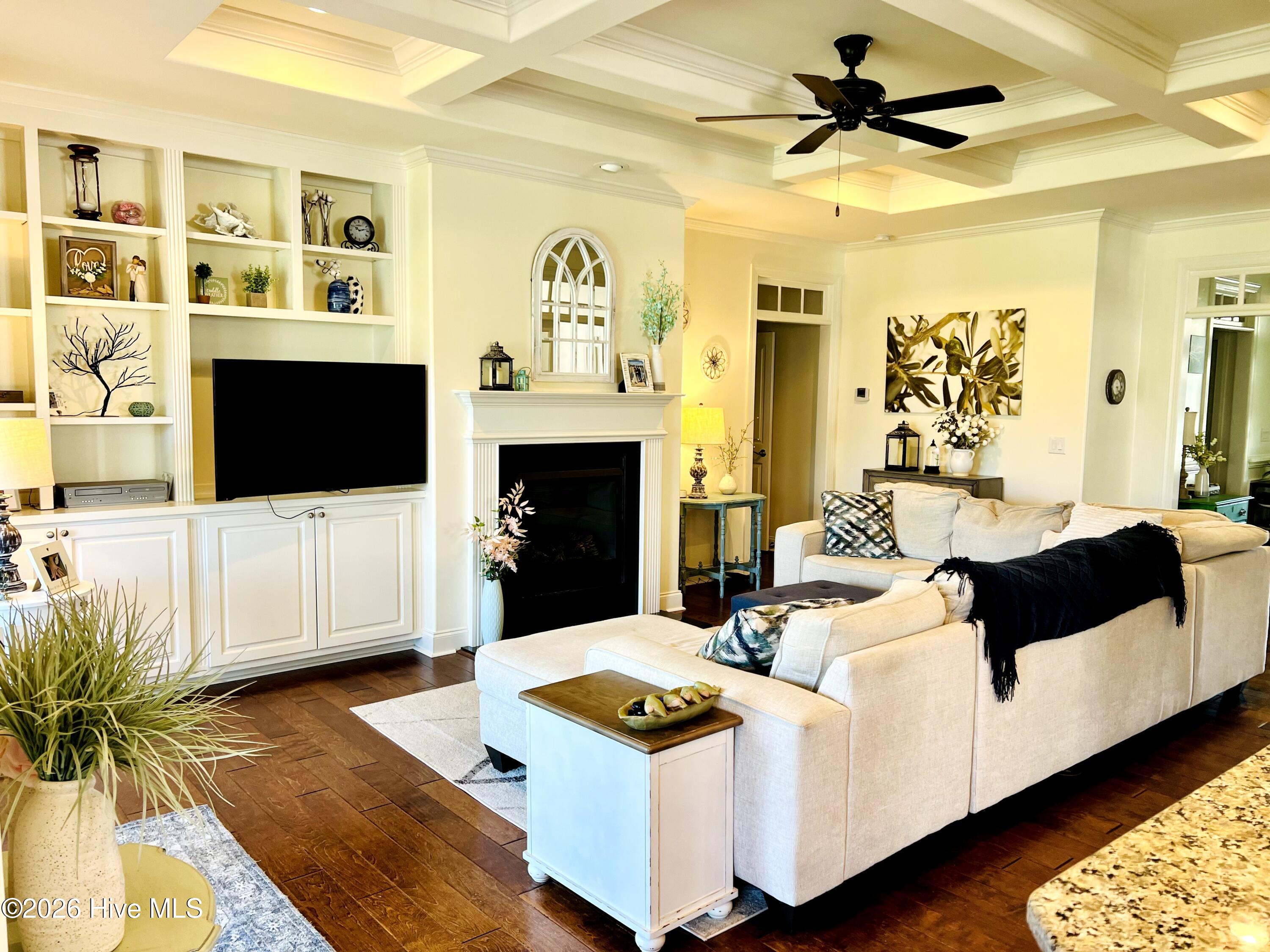 100562211 | Photo 10