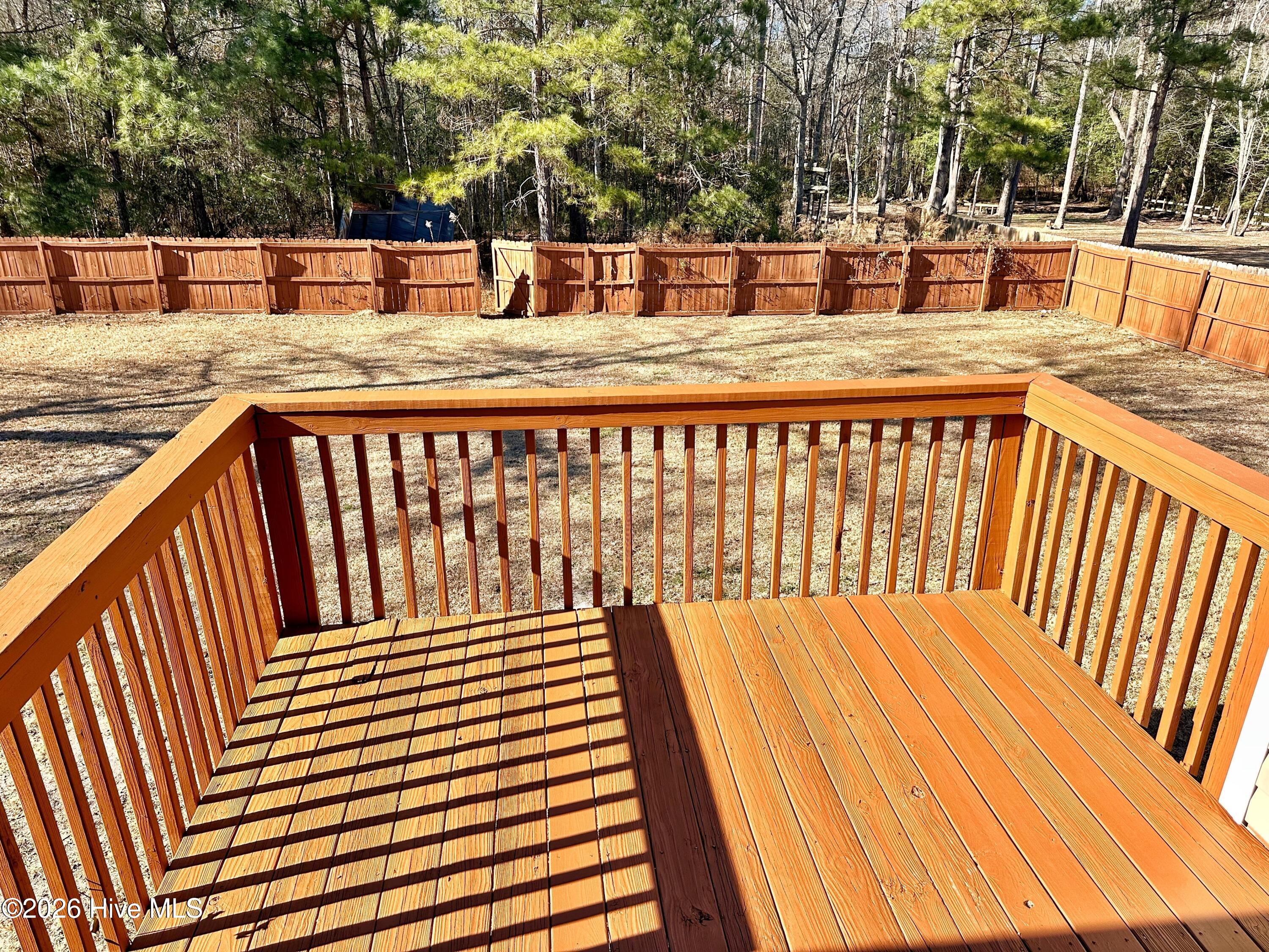 100551629 | Photo 24