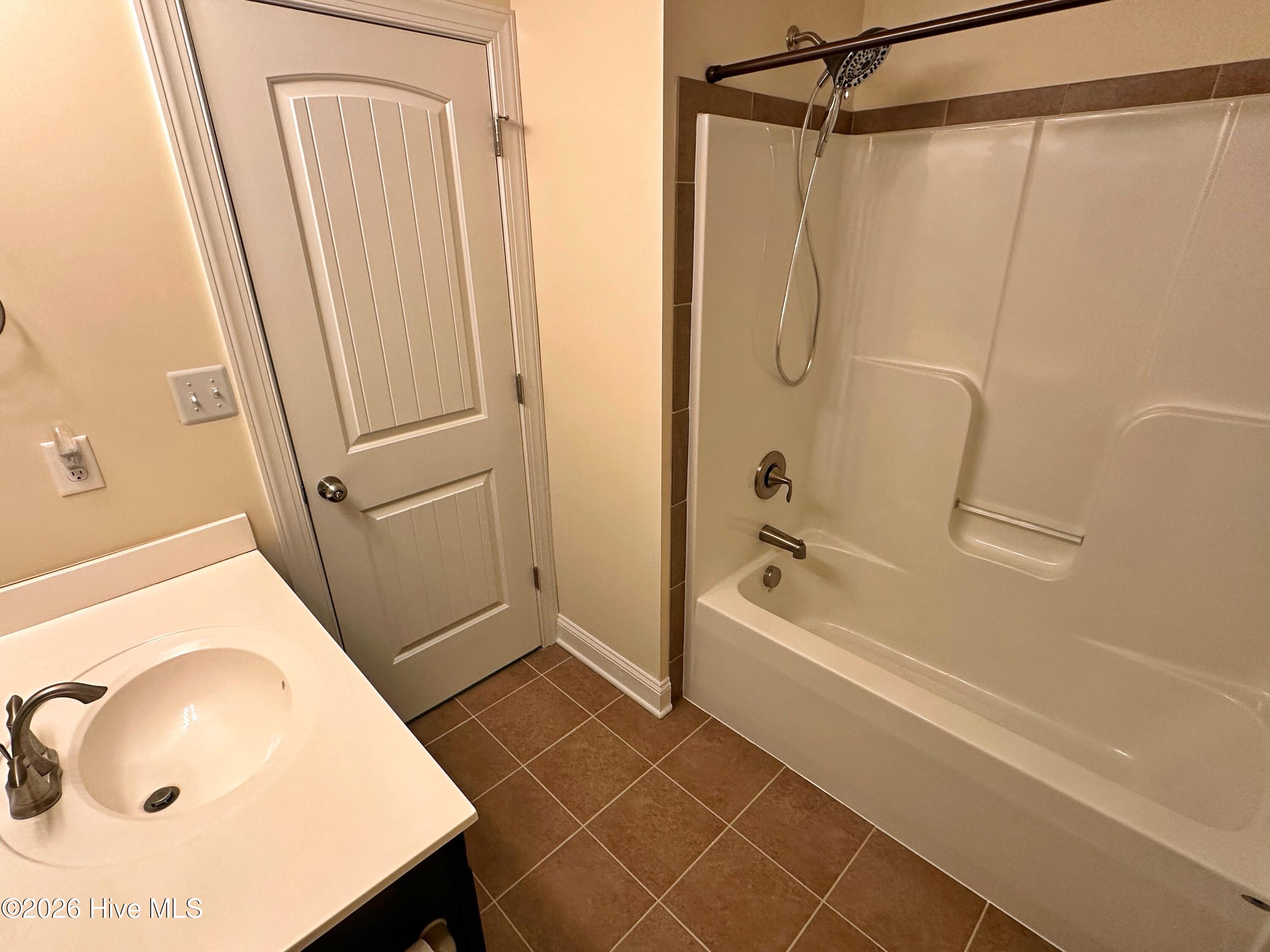 100550134 | Photo 49