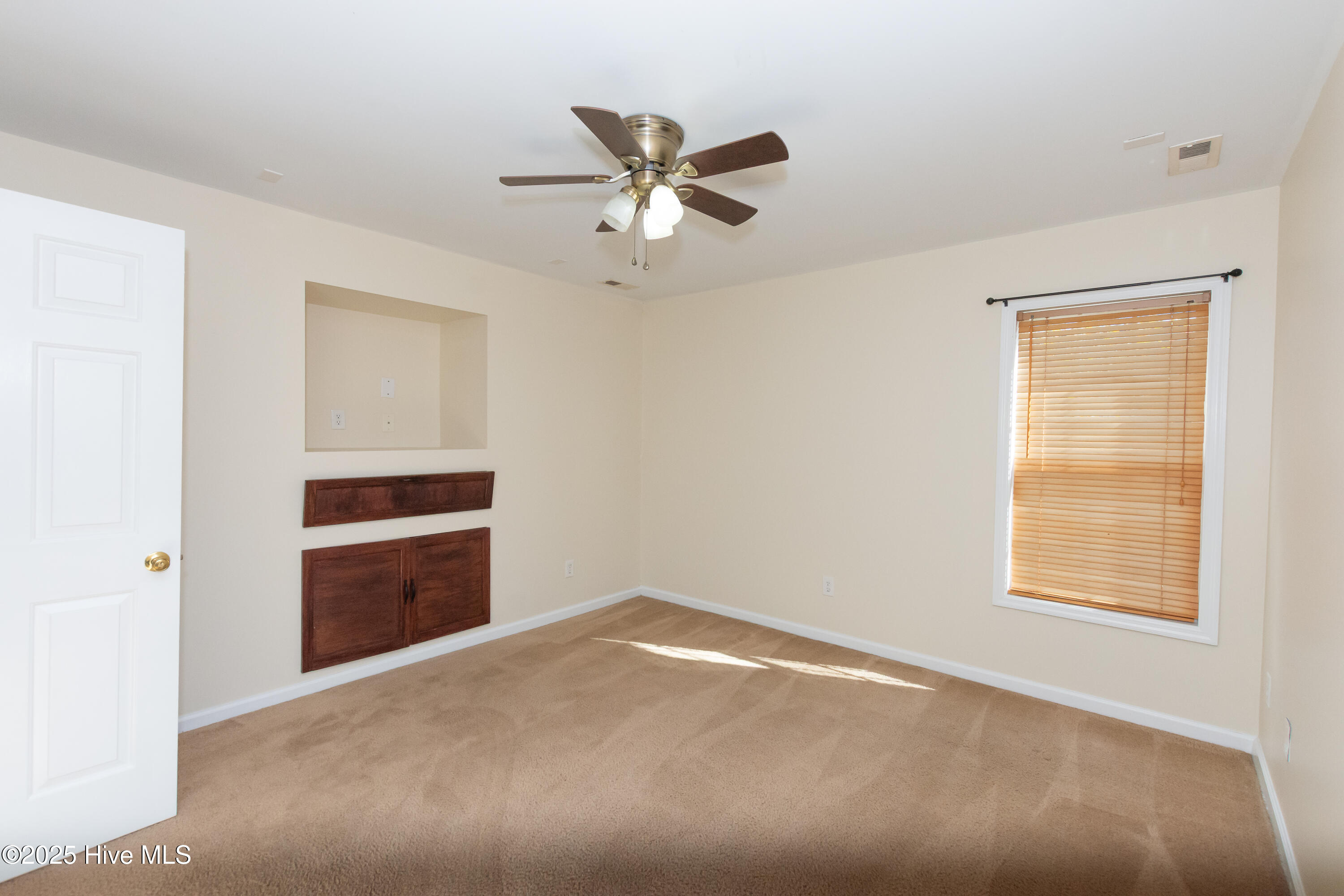 100541193 | Photo 22