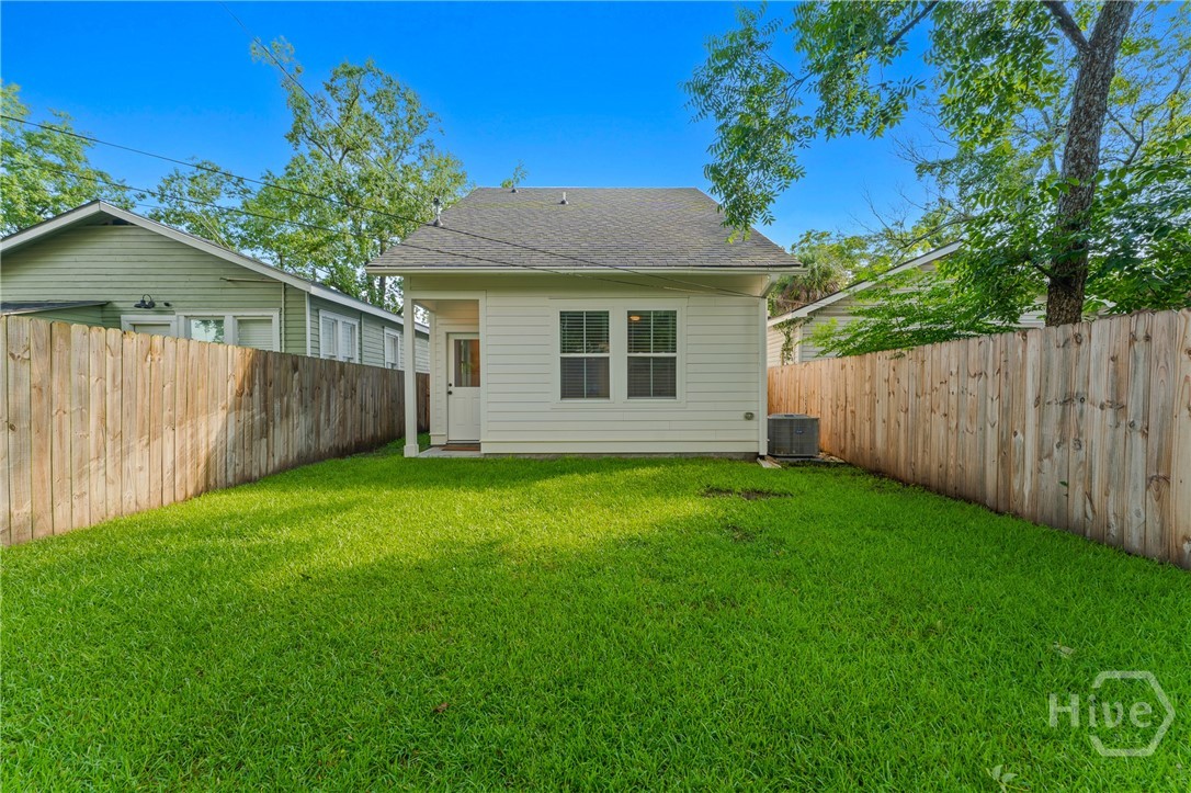 711 E 32ND Street, Savannah, GA 31401 Listing Photo  8