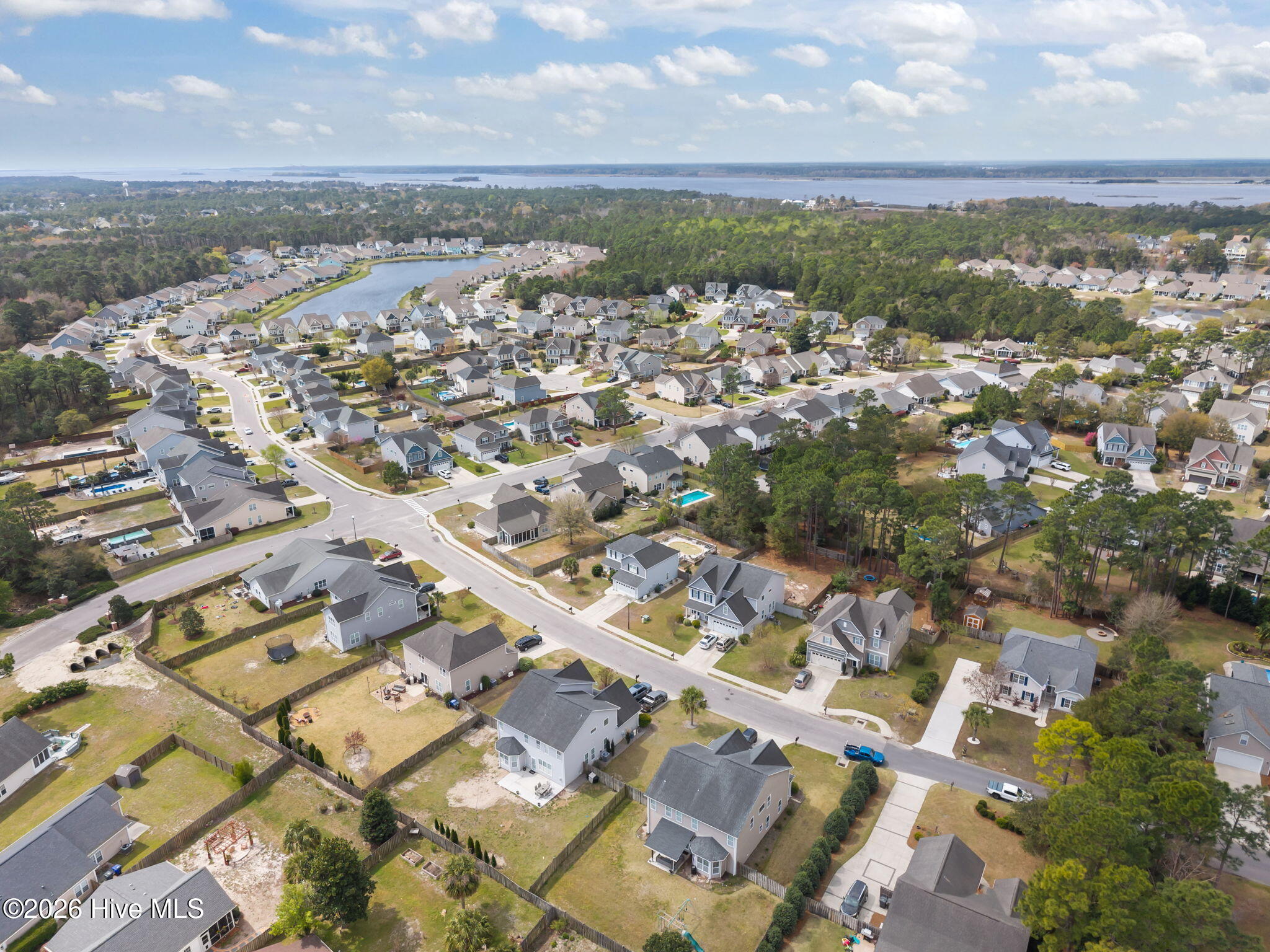 100563070 | Photo 52