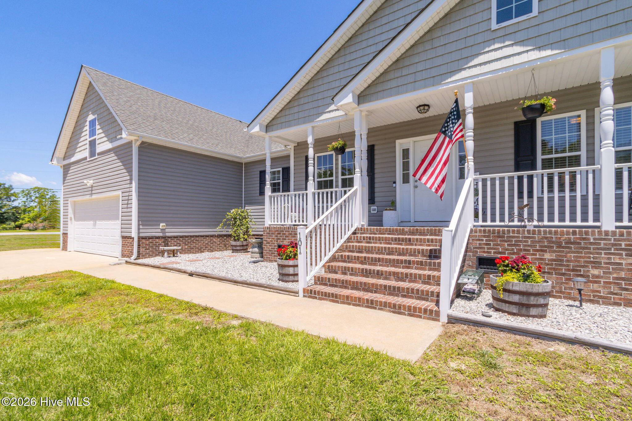 Featured listings