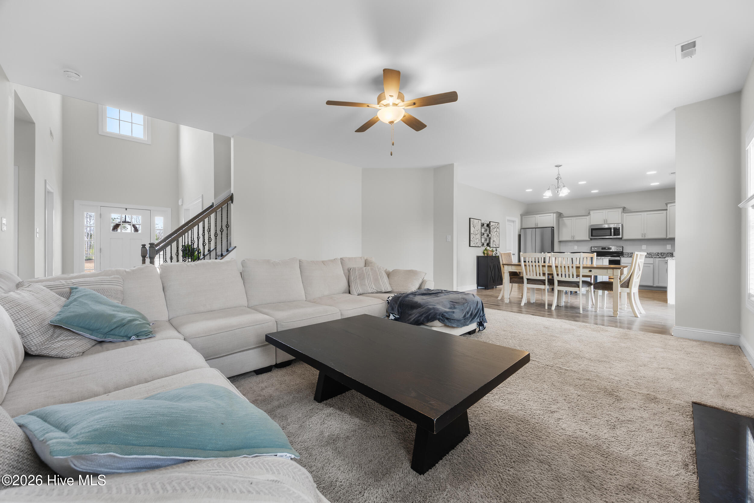 100559002 | Photo 19