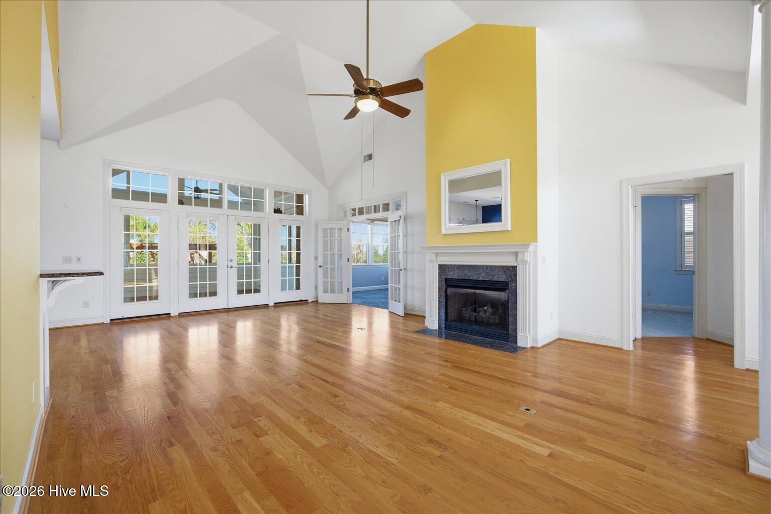 100557521 | Photo 12