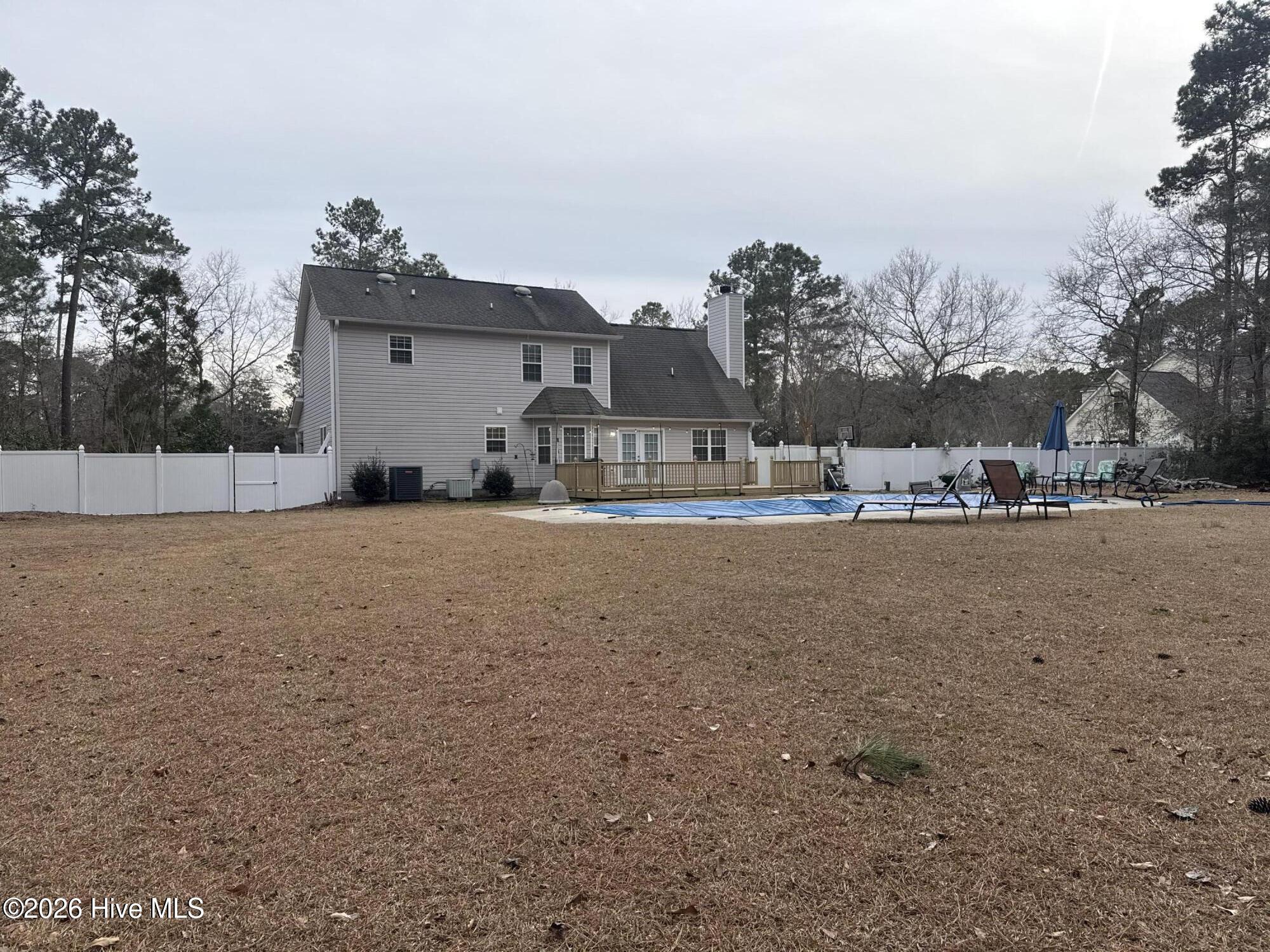 100552957 | Photo 34