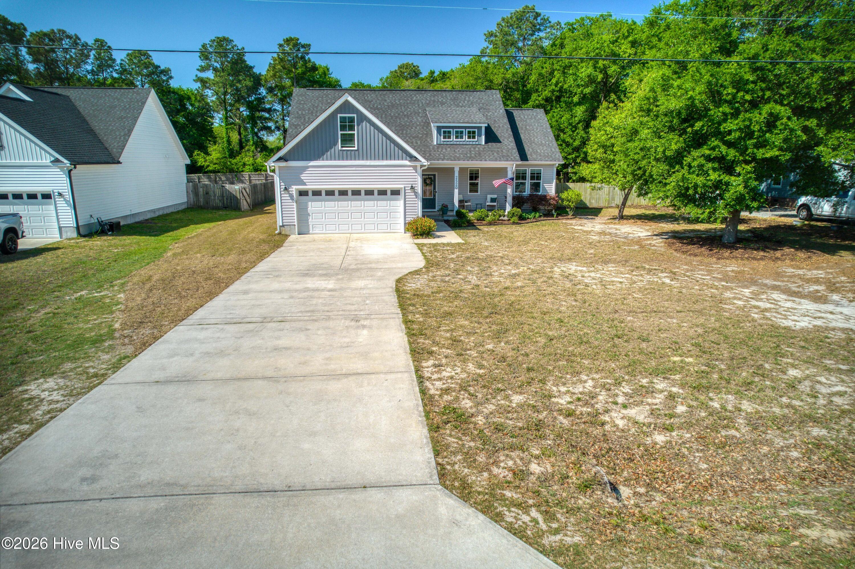 100569284 | Photo 63