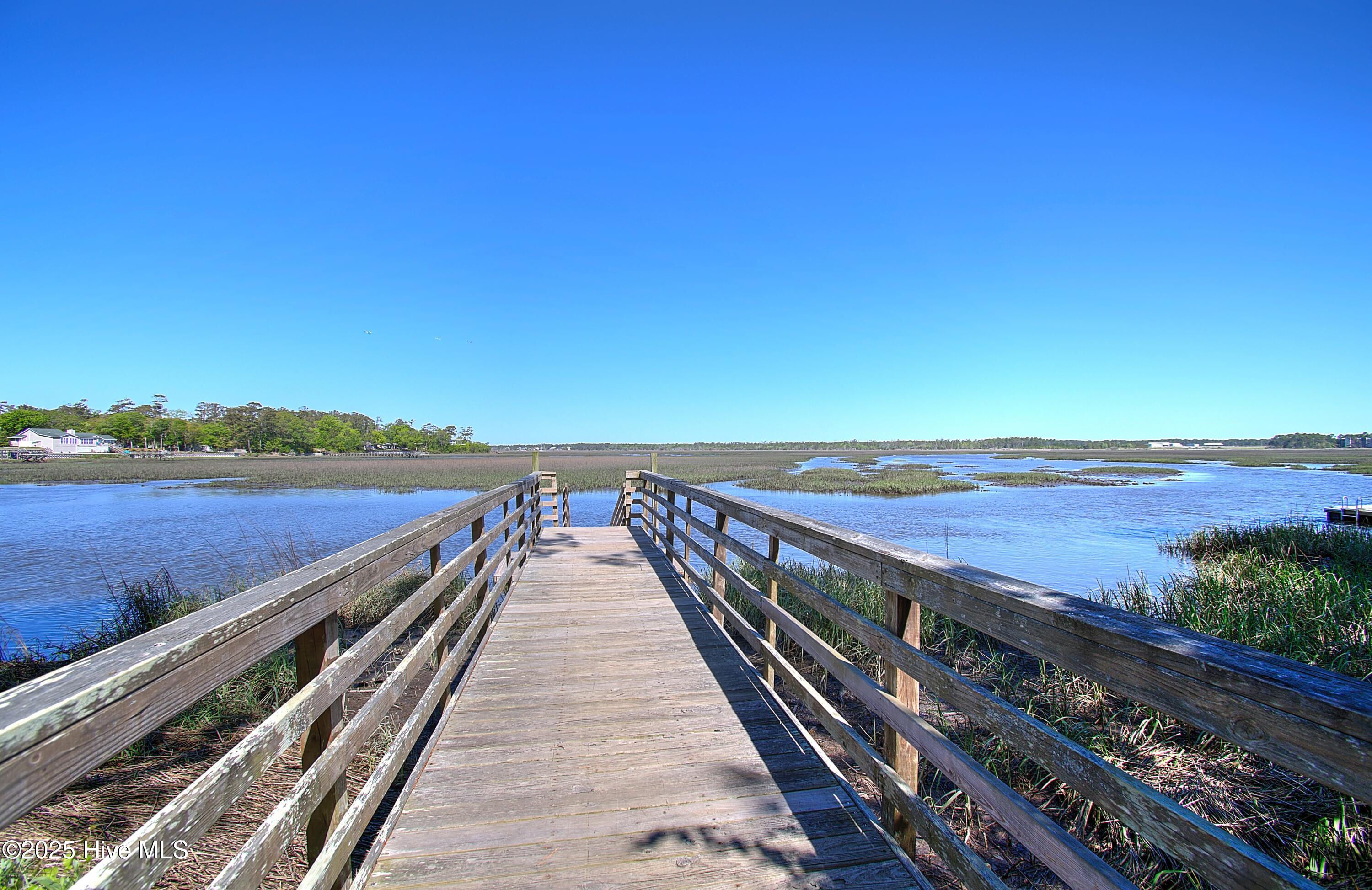 100512296 | Photo 48