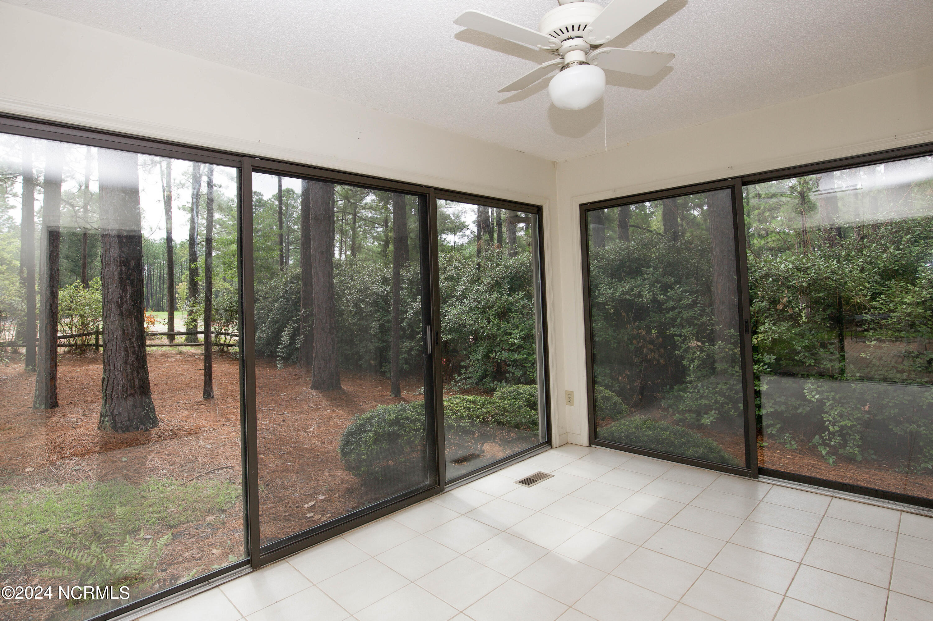 620 Diamondhead Dr S-53
