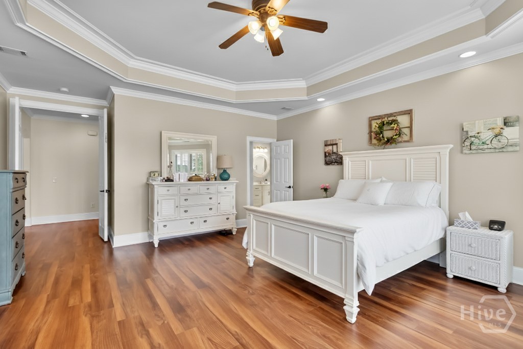 Primary Bedroom - Main