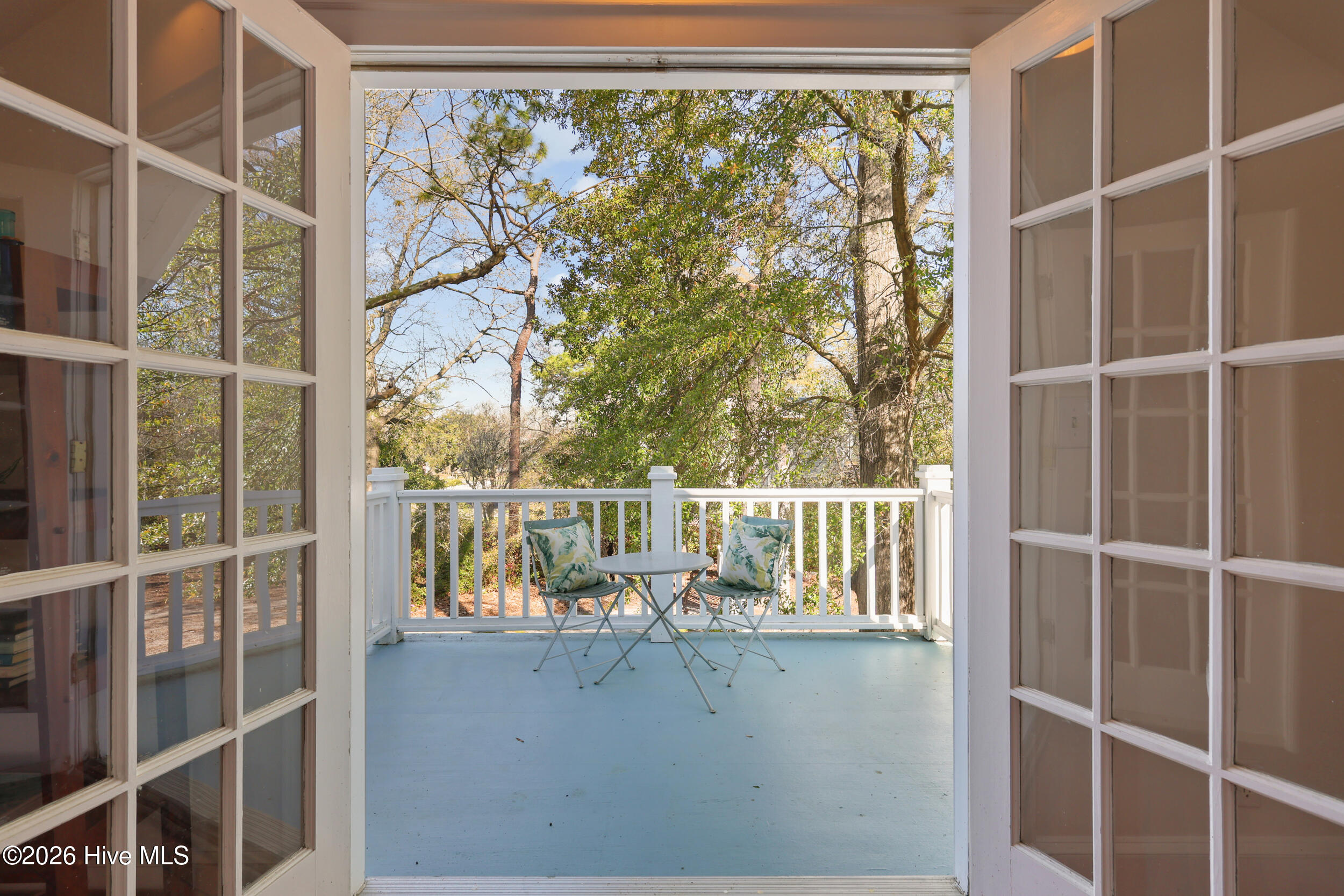 100562398 | Photo 29