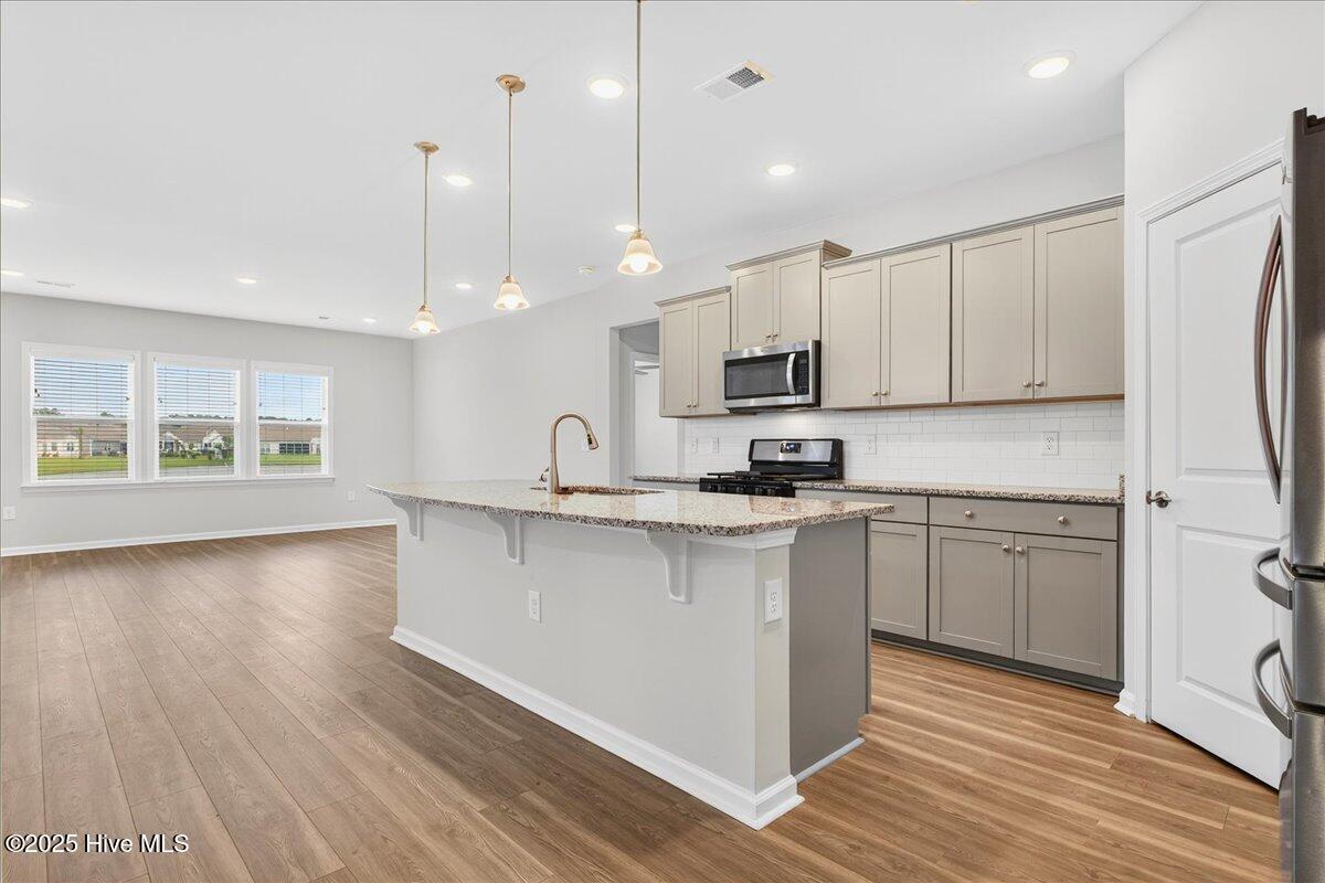 100522416 | Photo 17