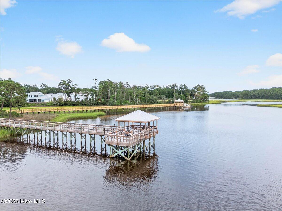 100524378 | Photo 83