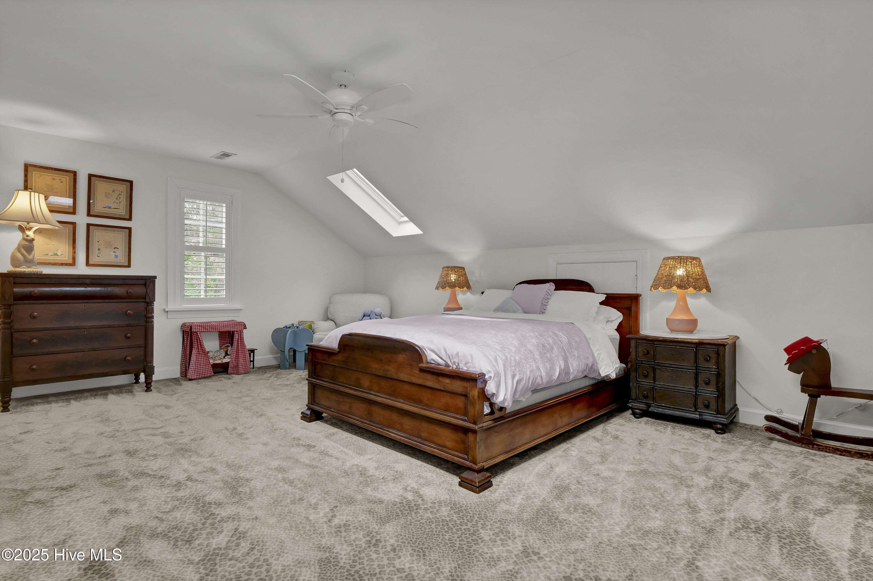 100539968 | Photo 23