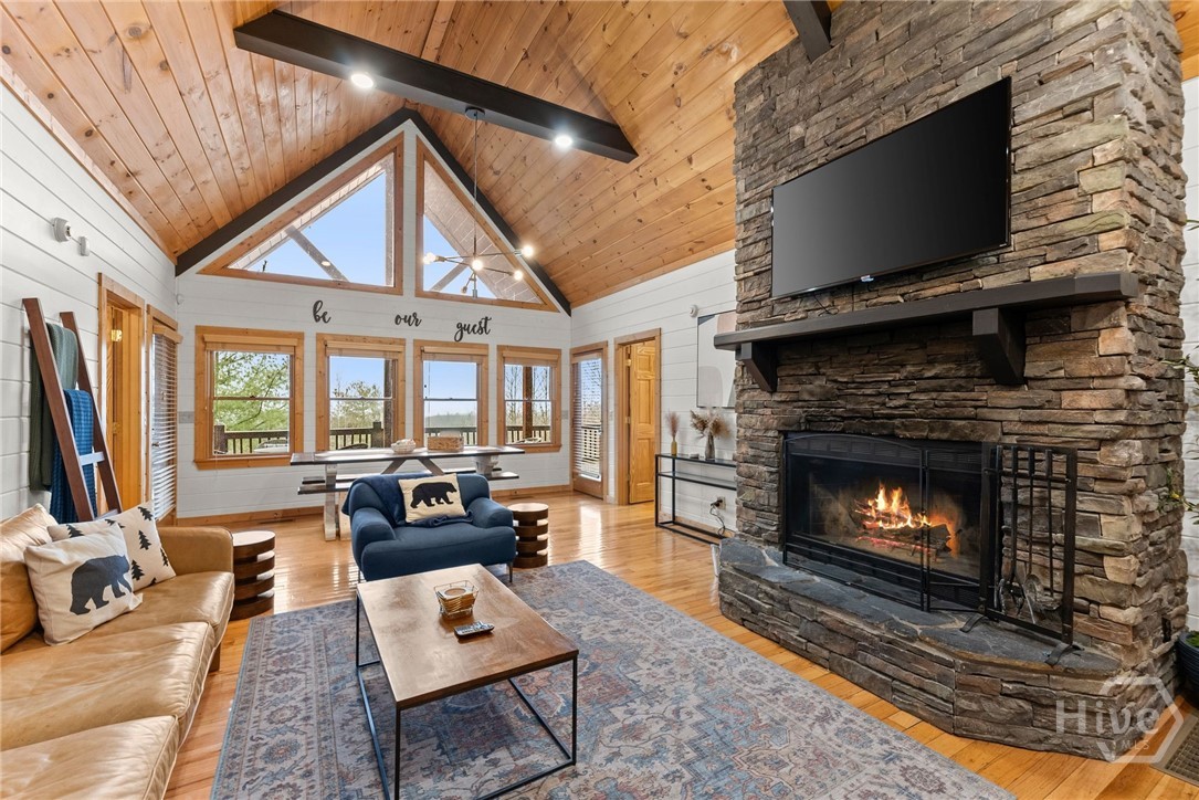 Homes for sale in Mineral Bluff, GA | 437 Spruce Cir, Mineral Bluff, GA 30559 | MLS# CL347970