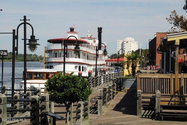 100501486 | Photo 30