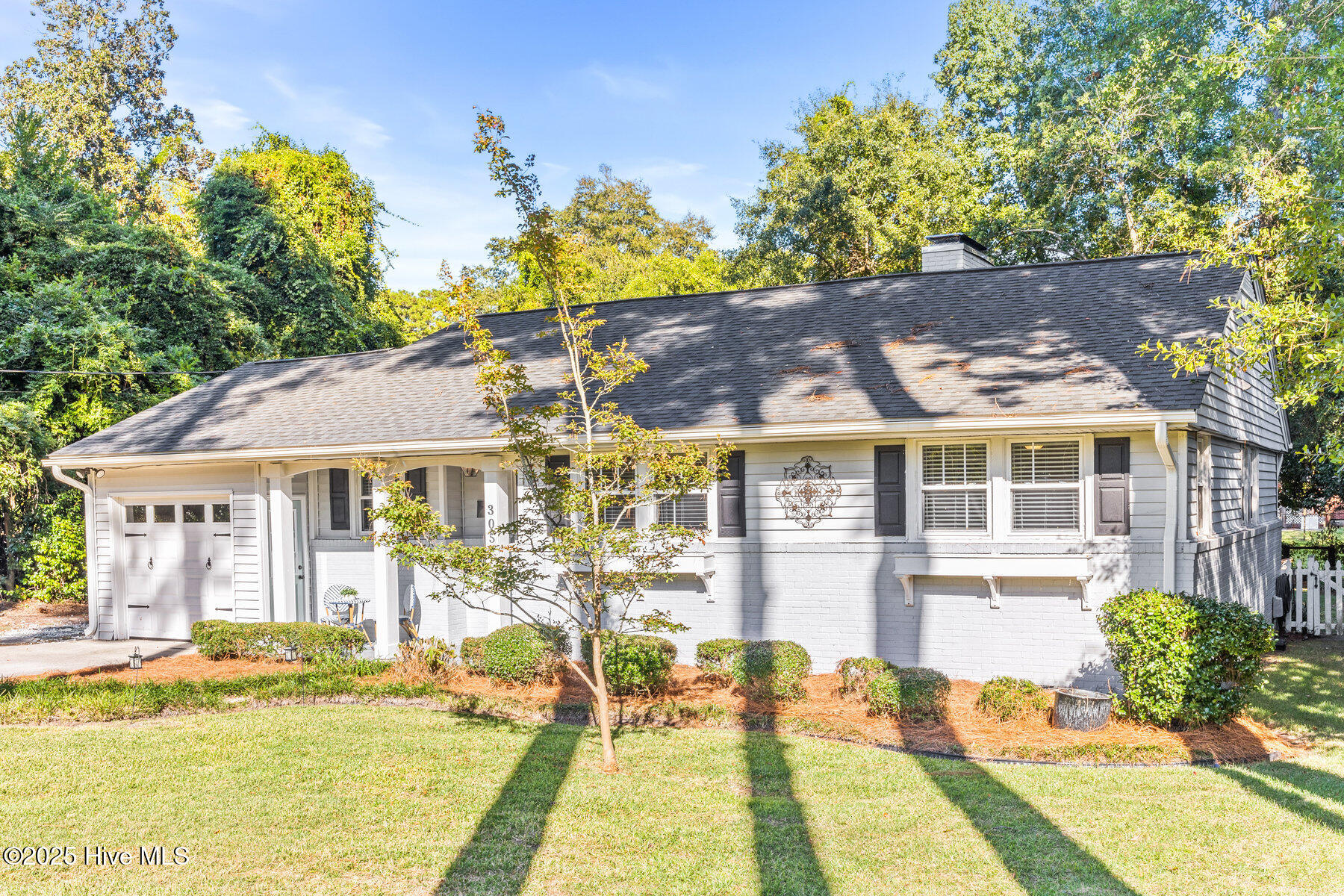 305 Wayne Drive, Wilmington, NC 28403 – photo 3: 004_305_wayne_drive_-04_131