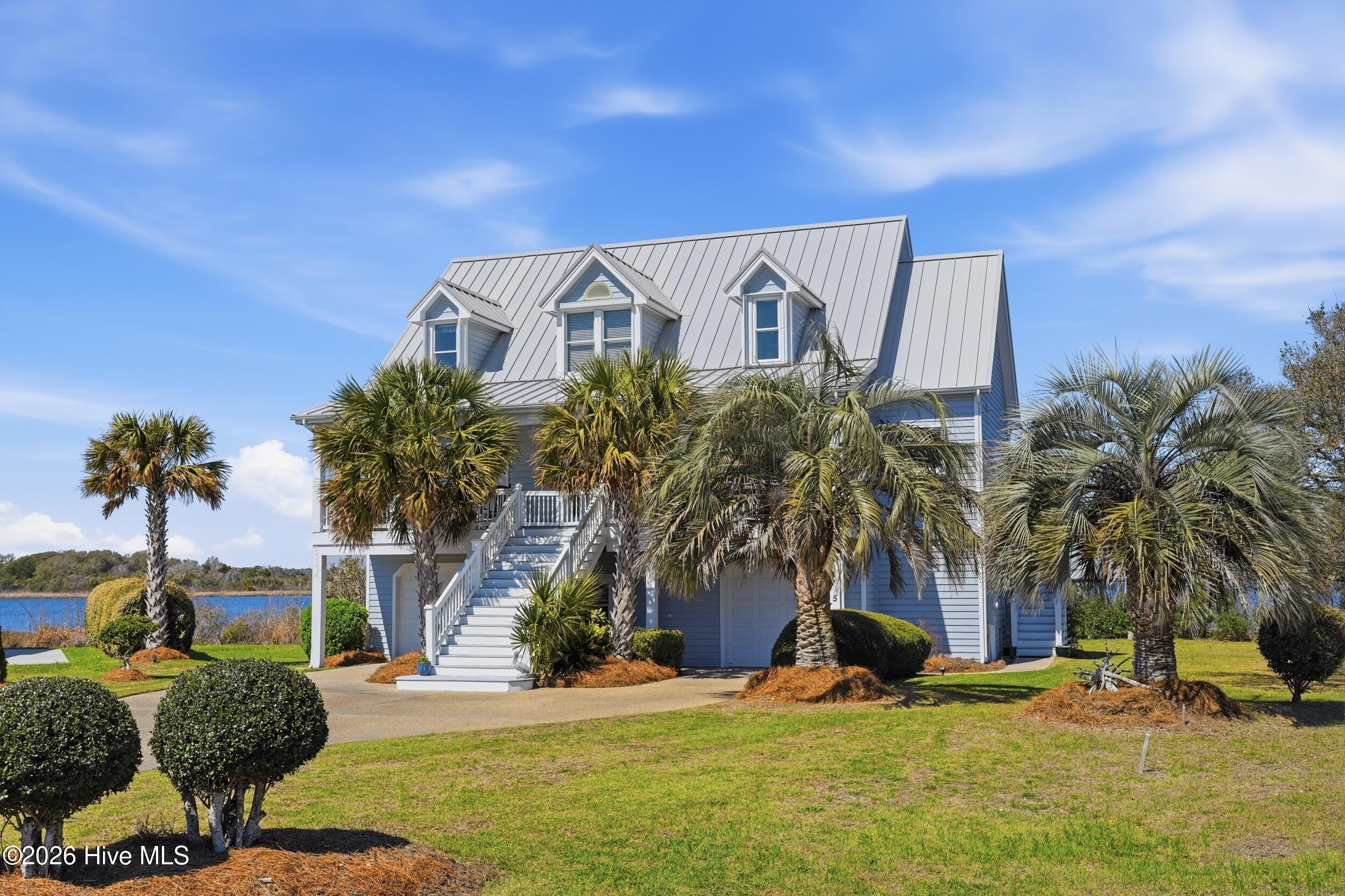 100561994 | Photo 82