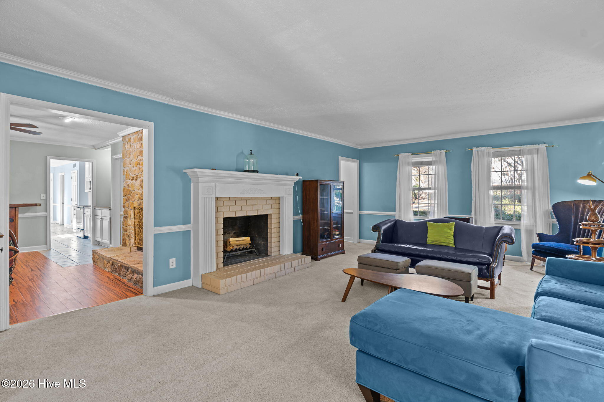 100550743 | Photo 28