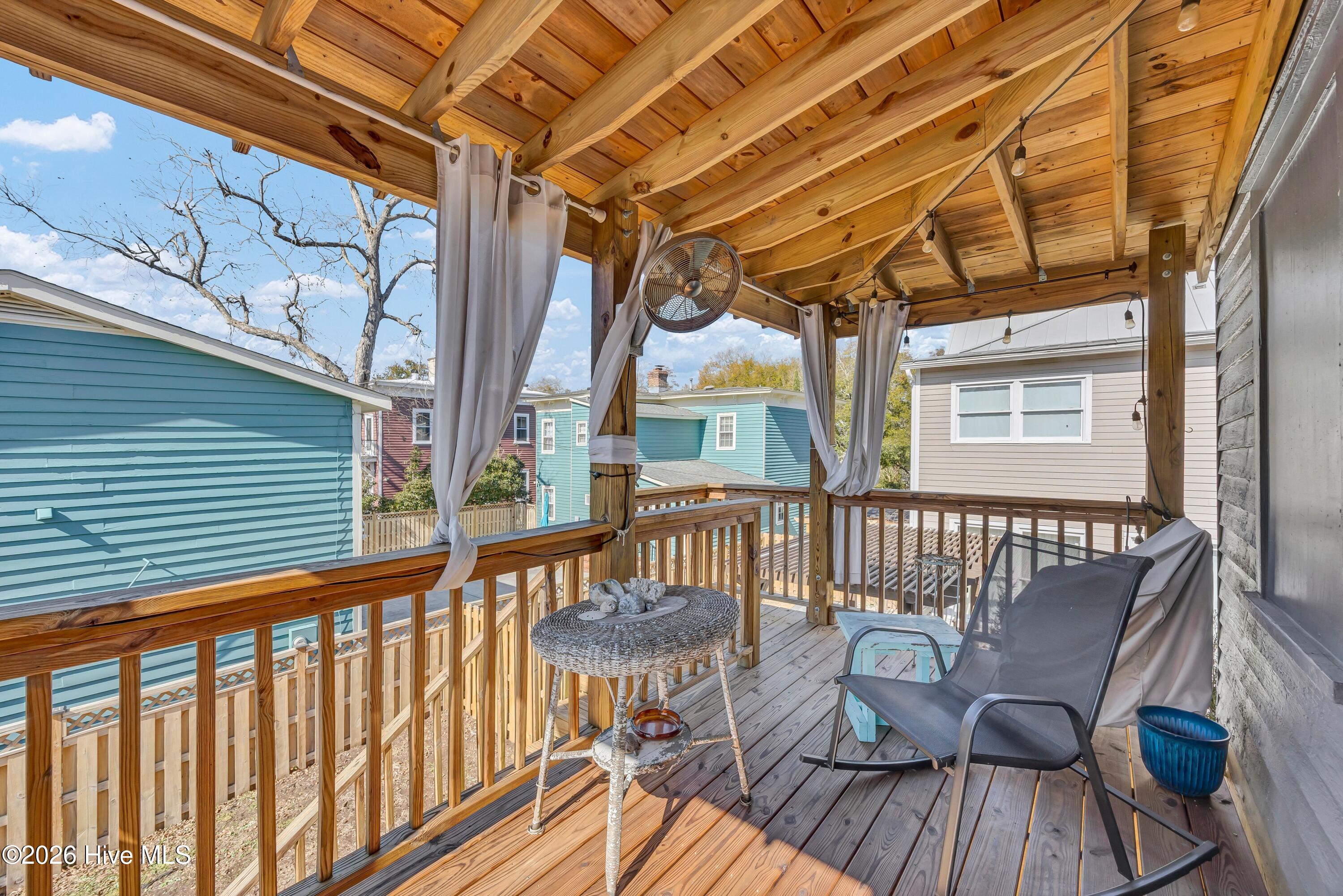 100555908 | Photo 28