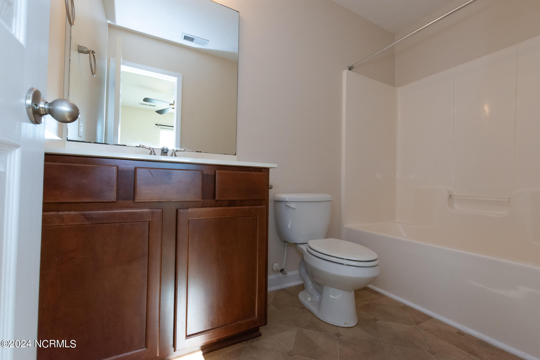 202 Lanieve Court 5,Hubert